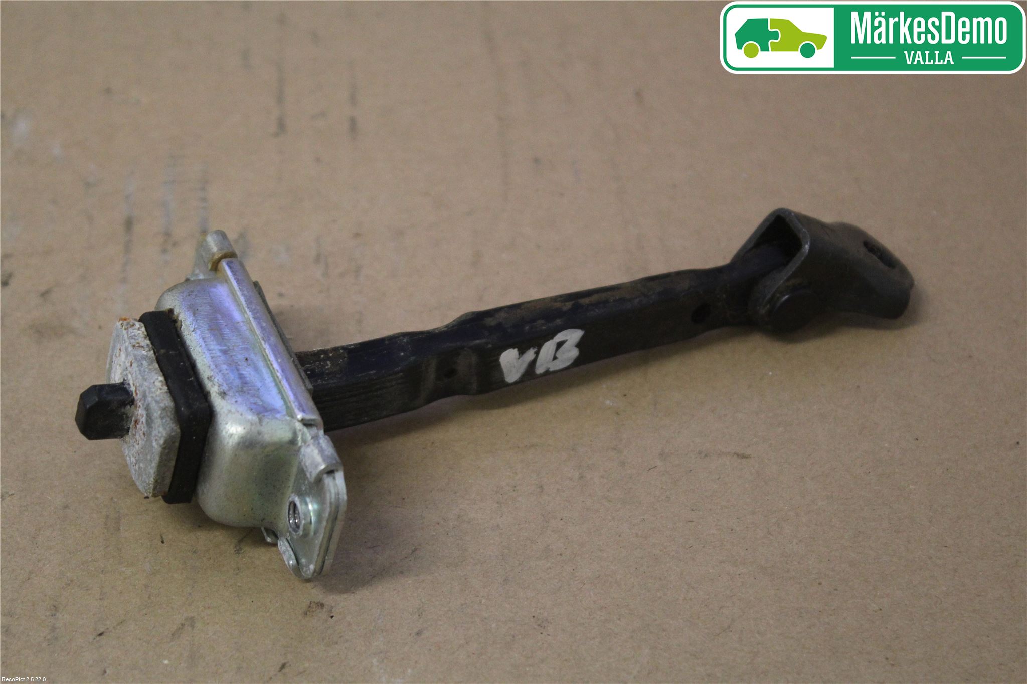 Kia CARENS I  03-06 Dørstopper