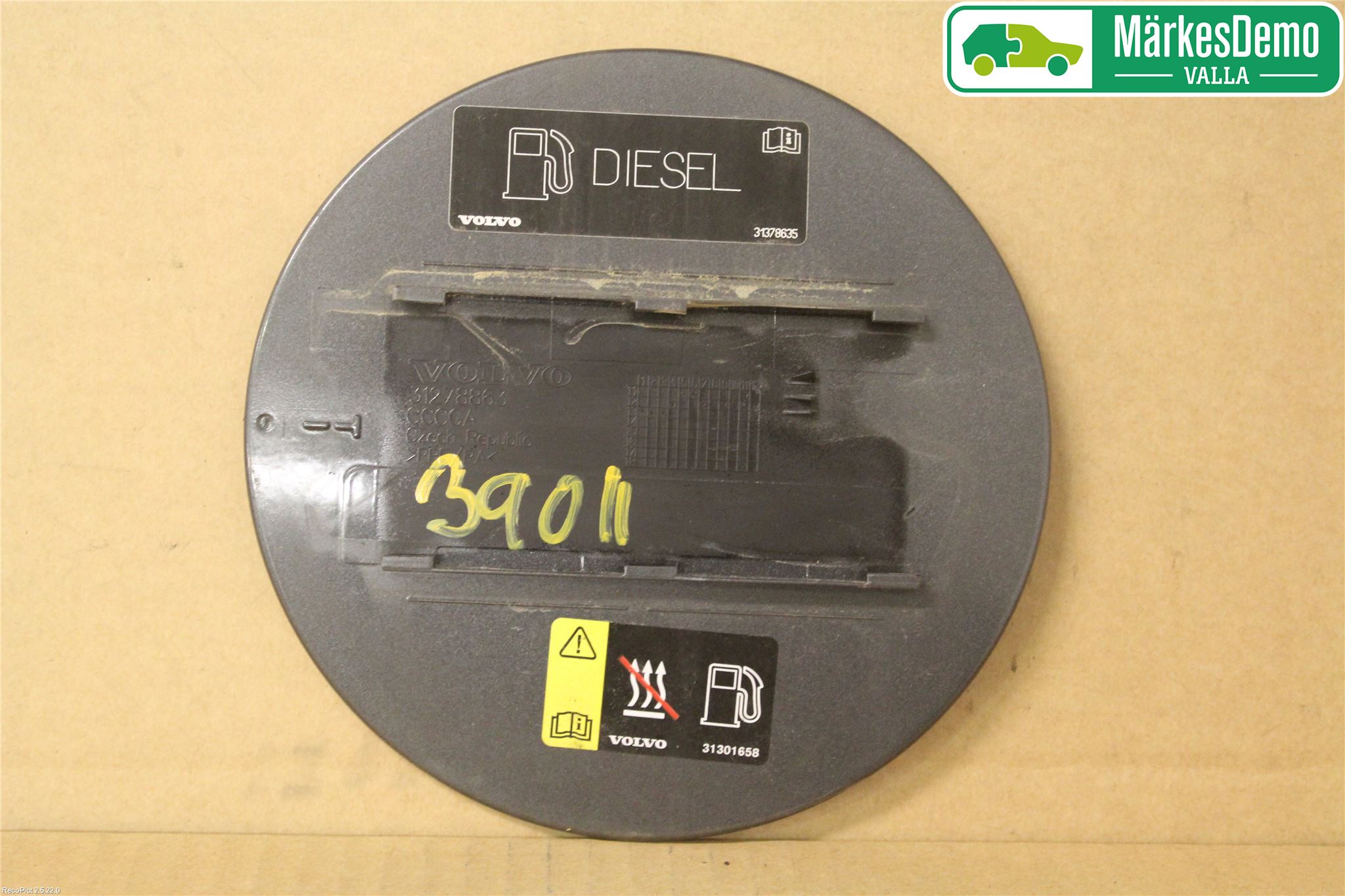 Volvo V40 12-19 Drivstoff Tankluke