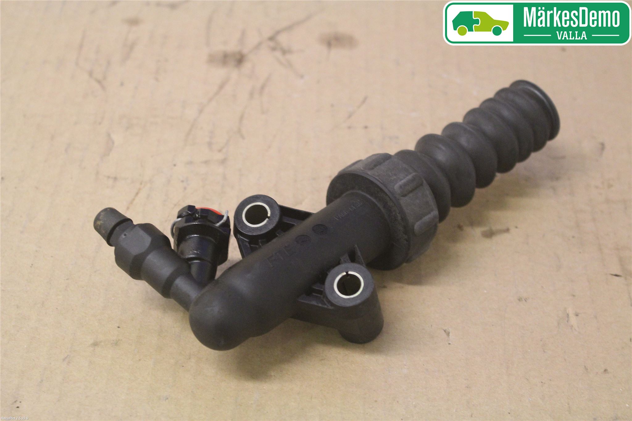 Peugeot 307     01-05 Clutch Sylinder Slave