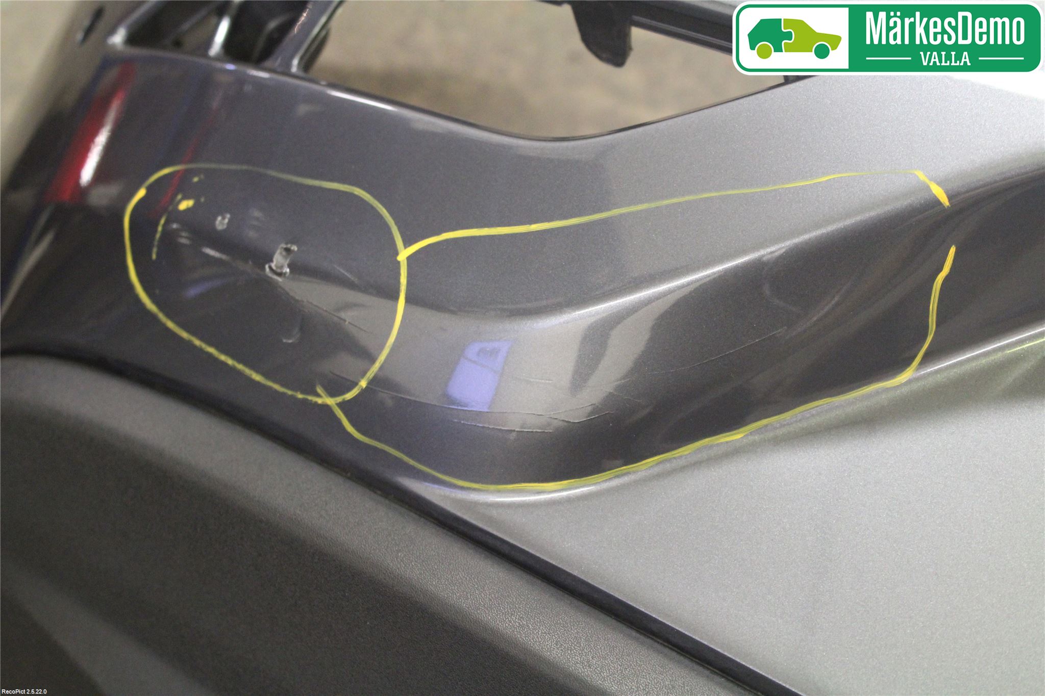 Volvo V40 12-19 Støtfanger Bak Overtrekk
