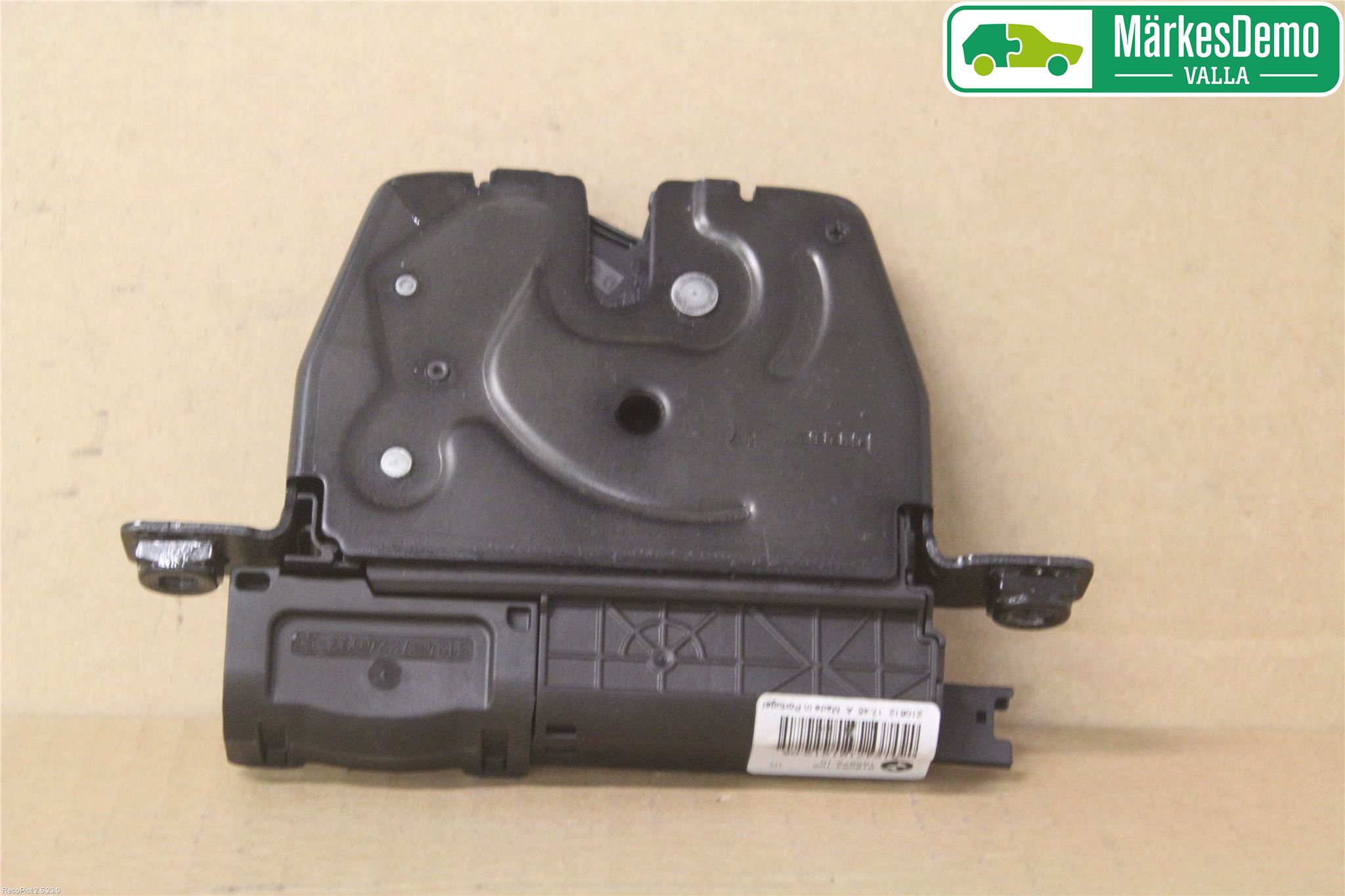 BMW 3 F30/F31/F80 12-19 Bakluke-Lokk Låsekasse
