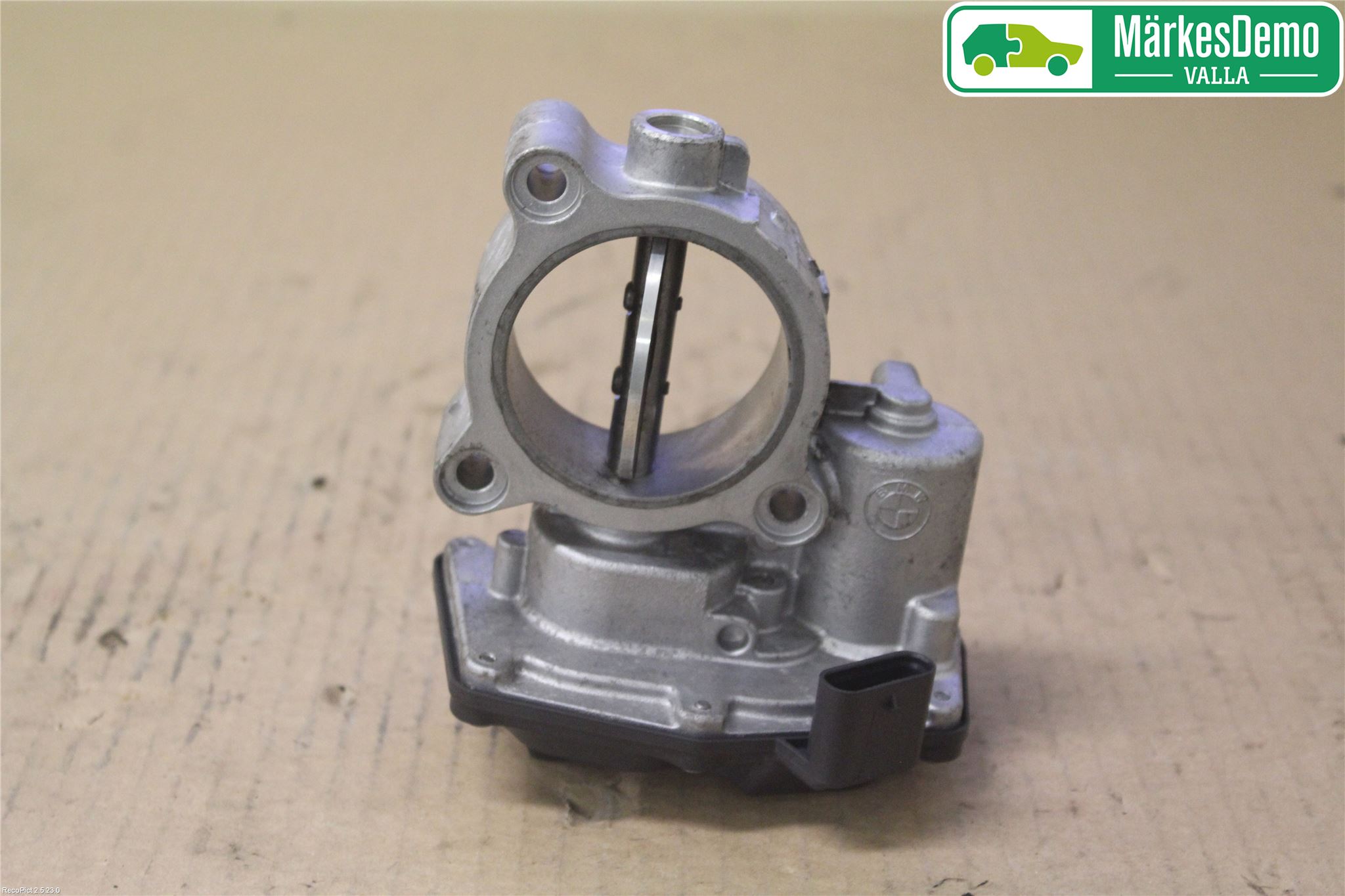 BMW 3 F30/F31/F80 12-19 Inns Spjeldhus