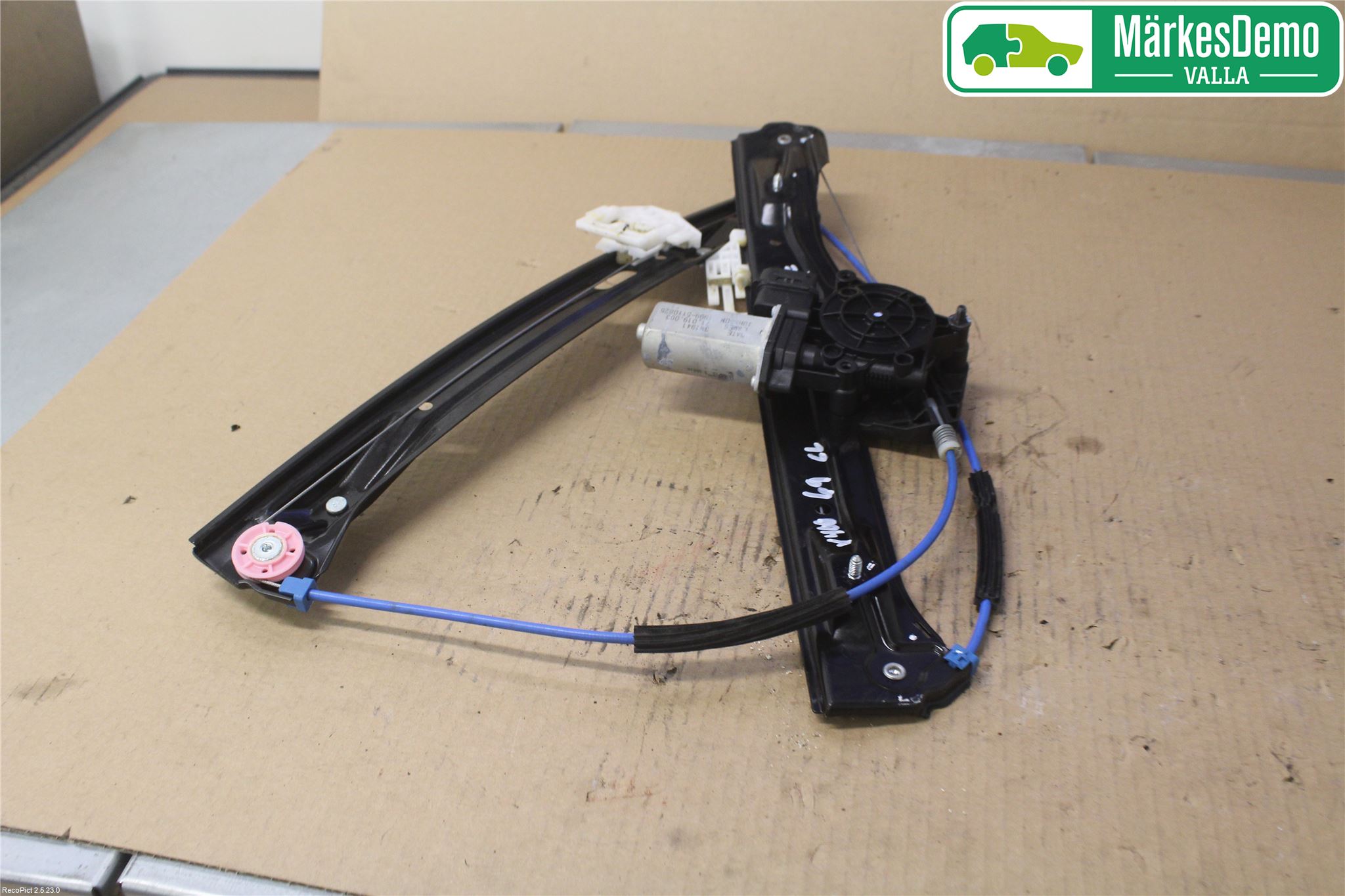 BMW 3 F30/F31/F80 12-19 Vindusheis El Komp