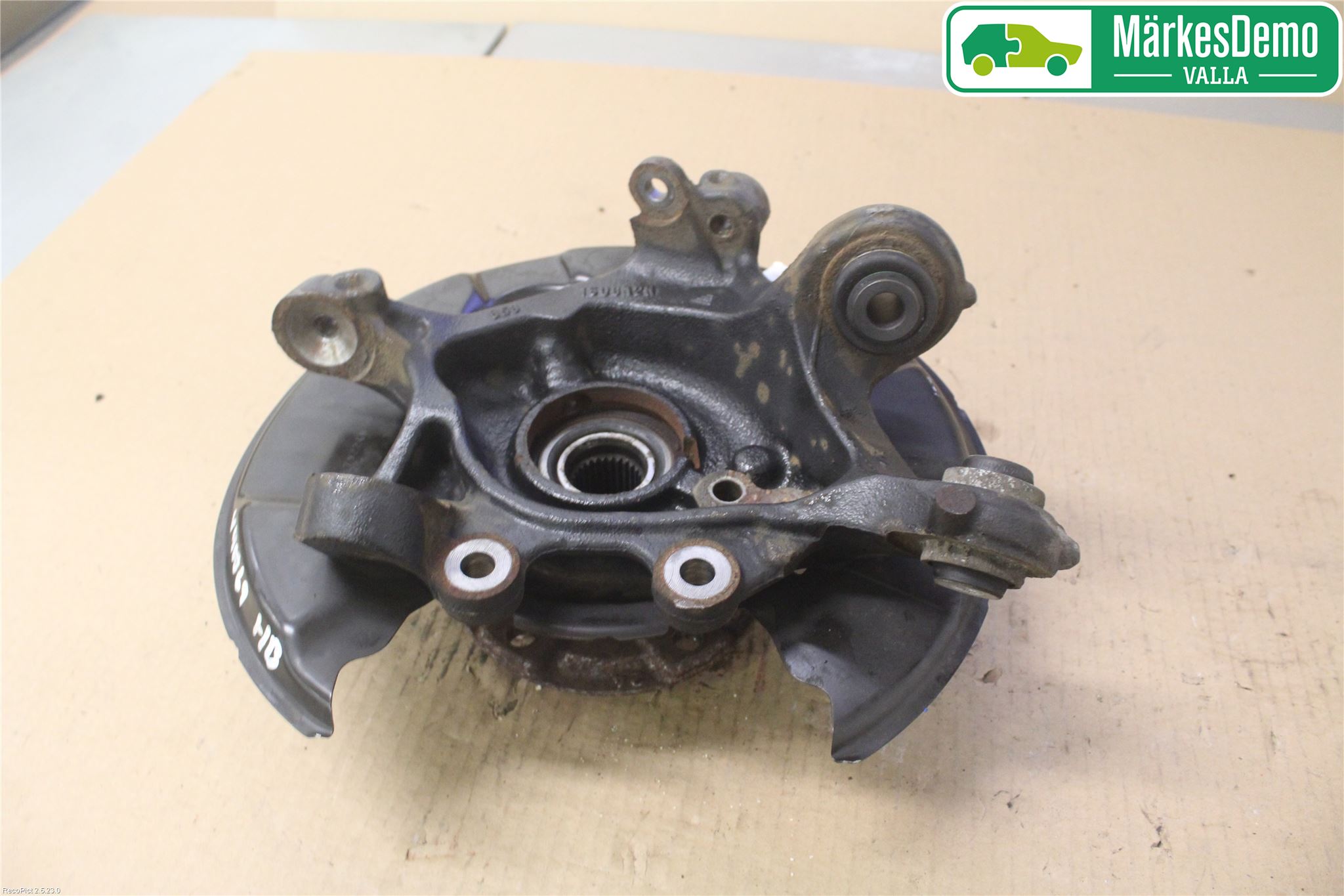BMW 3 F30/F31/F80 12-19 Spindel Hb