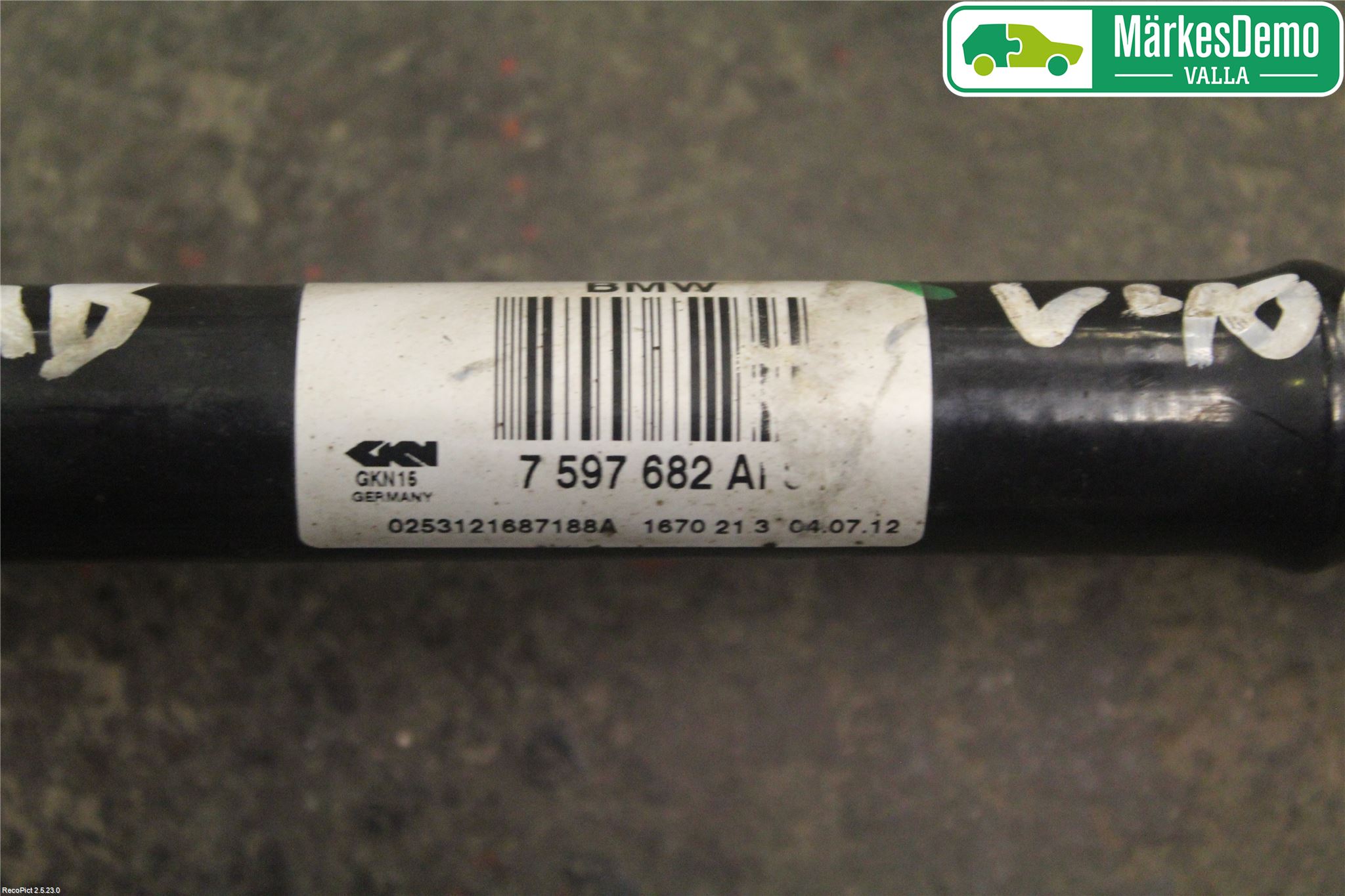 BMW 3 F30/F31/F80 12-19 Drivaksel Bak Kompl Høyre