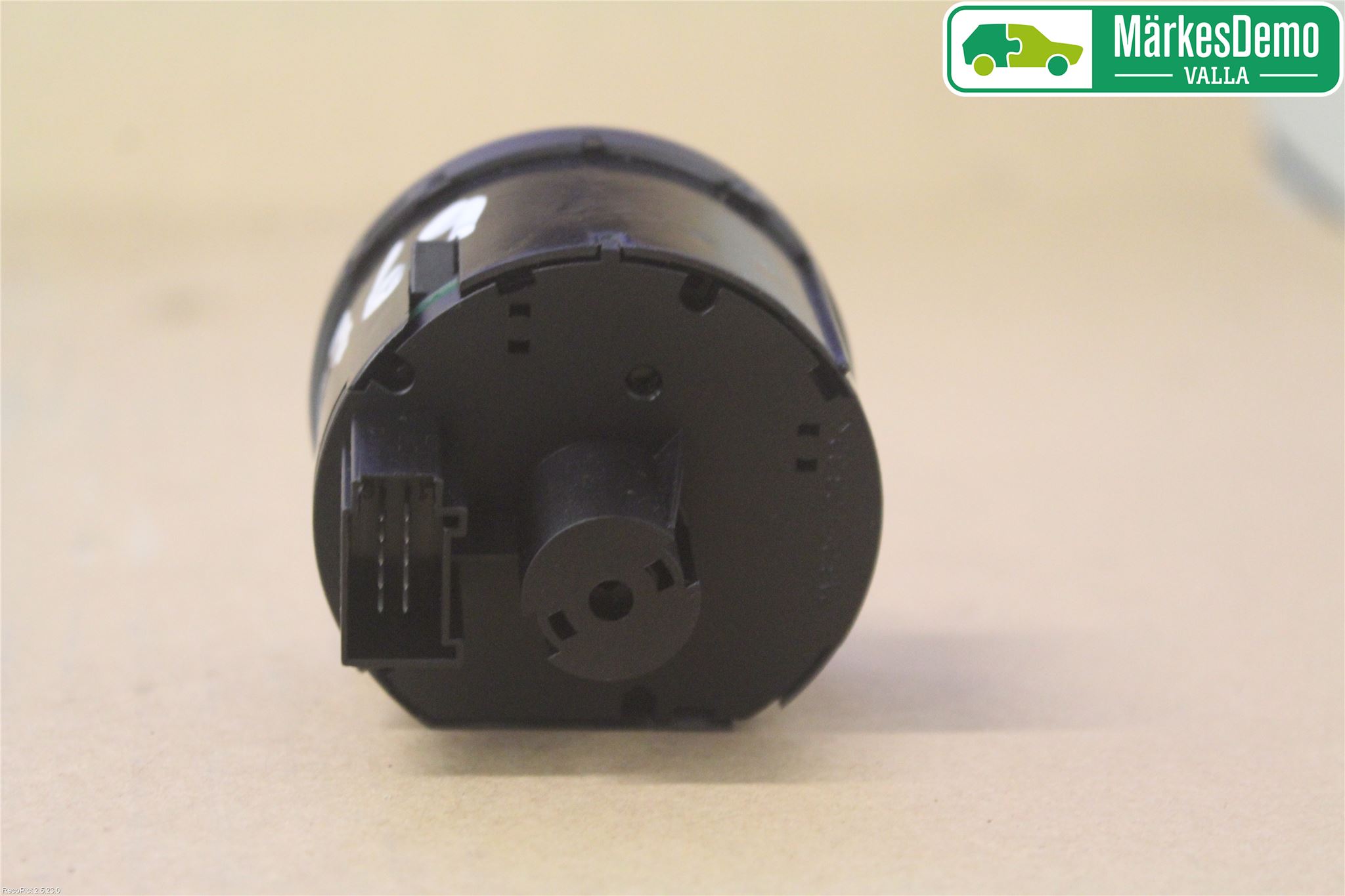 Volkswagen VW GOLF VI 09-13 Bryter Hovedlys