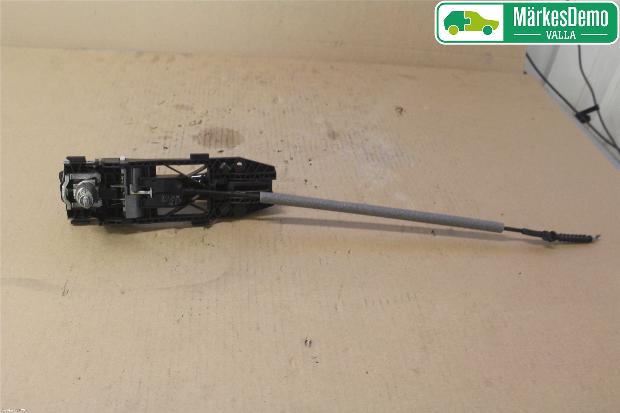 Volkswagen VW GOLF VI 09-13 Dørhandtak Ytre Venstre