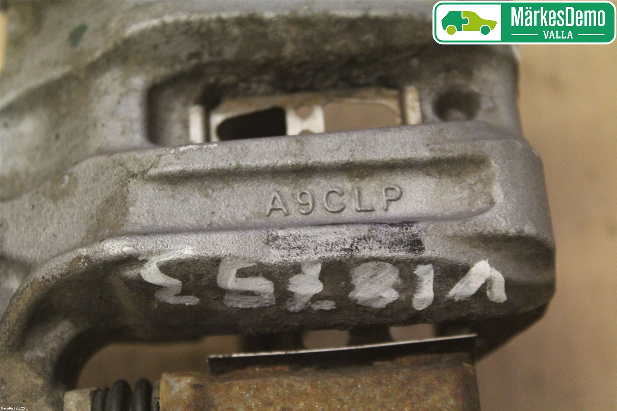 Suzuki KIZASHI Bremsecaliper Bak Høyre