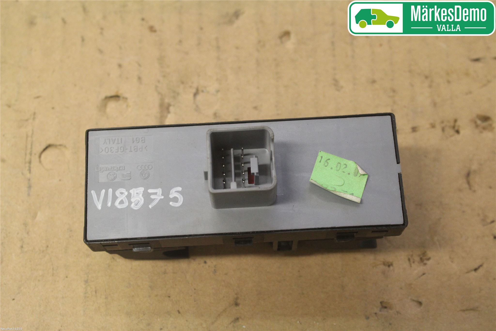 Volkswagen VW GOLF PLUS/CROSS GOLF 04-14 Bryter Vindusheis