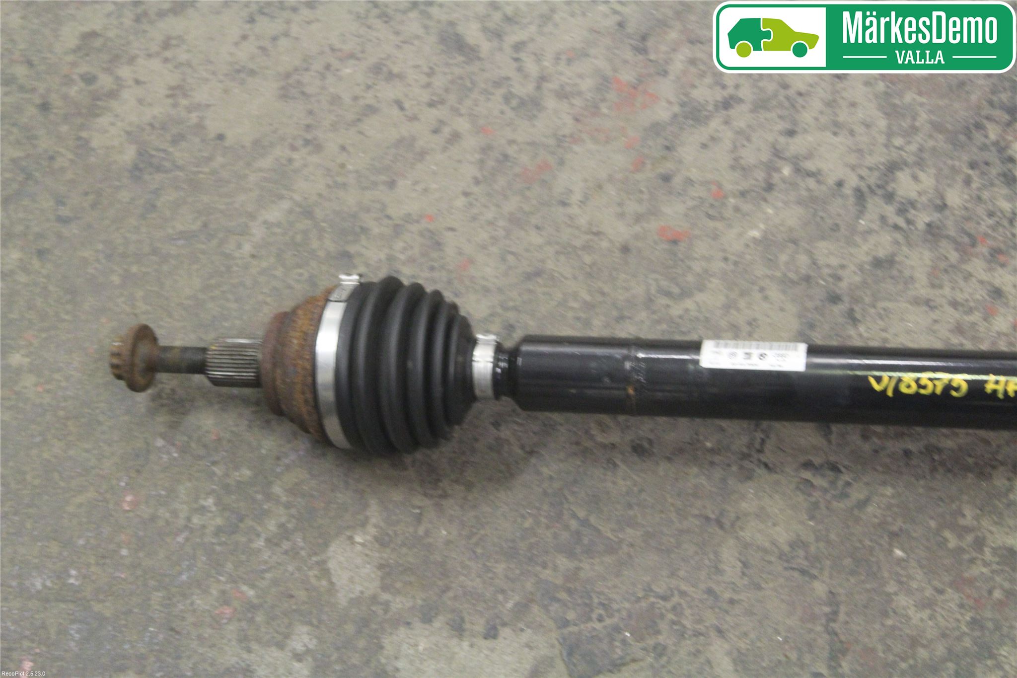 Volkswagen VW GOLF PLUS/CROSS GOLF 04-14 Drivaksel Foran Kompl Høyre
