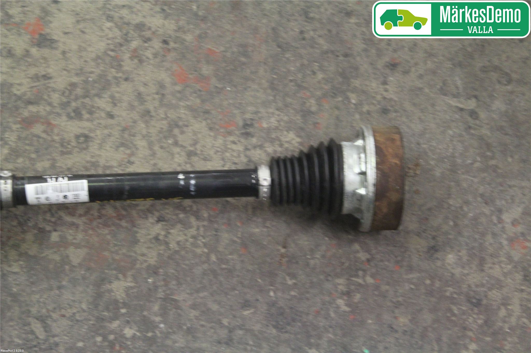 Volkswagen VW GOLF PLUS/CROSS GOLF 04-14 Drivaksel Foran Kompl Venstre