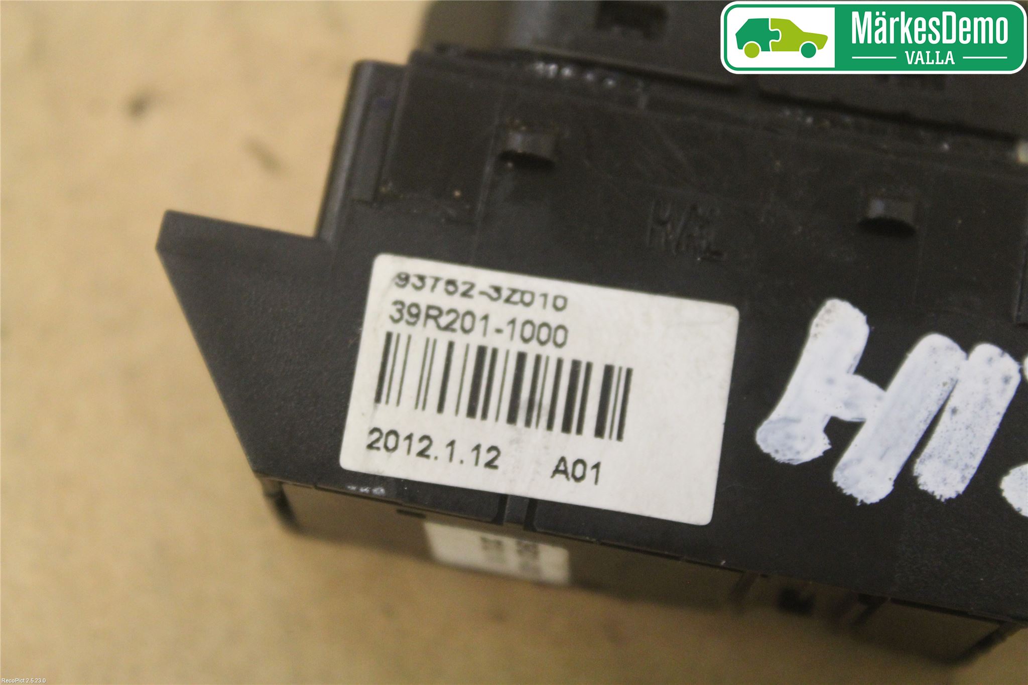 Hyundai i40 08-15 Bryter Varmesete
