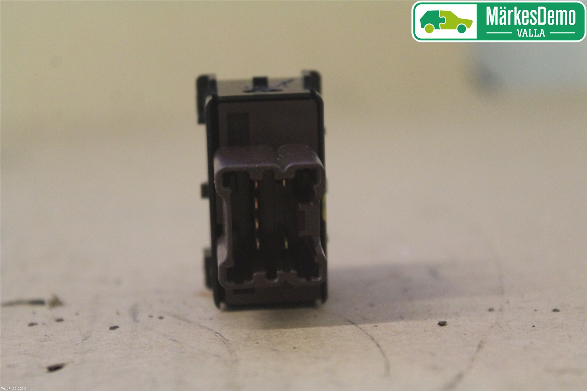 Subaru OUTBACK 10-15 Bryter Varmesete