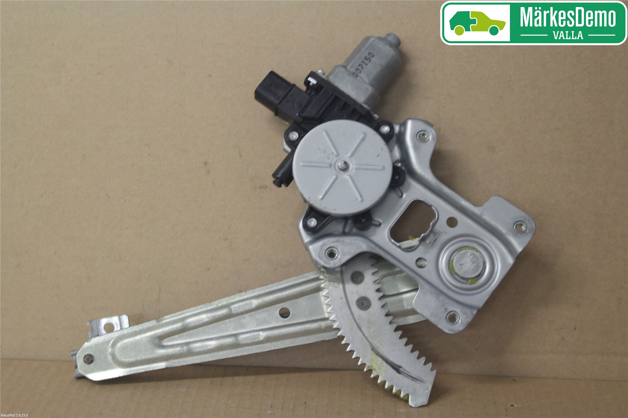 Mitsubishi OUTLANDER 07-12 Vindusheis El Komp
