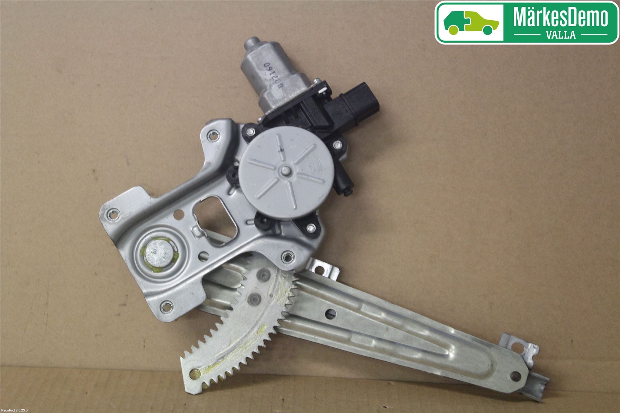 Mitsubishi OUTLANDER 07-12 Vindusheis El Komp