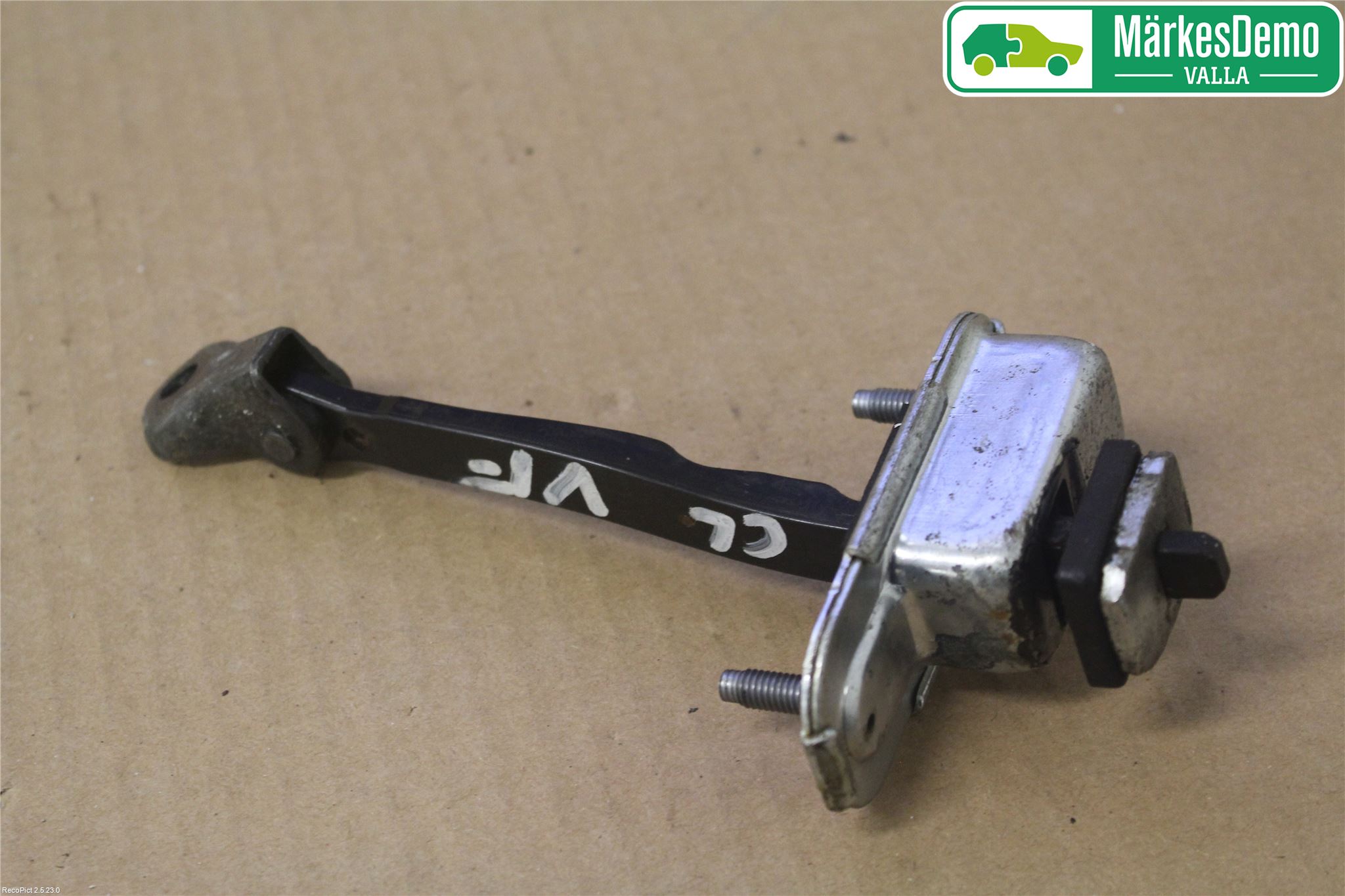 Hyundai i40 08-15 Dørstopper