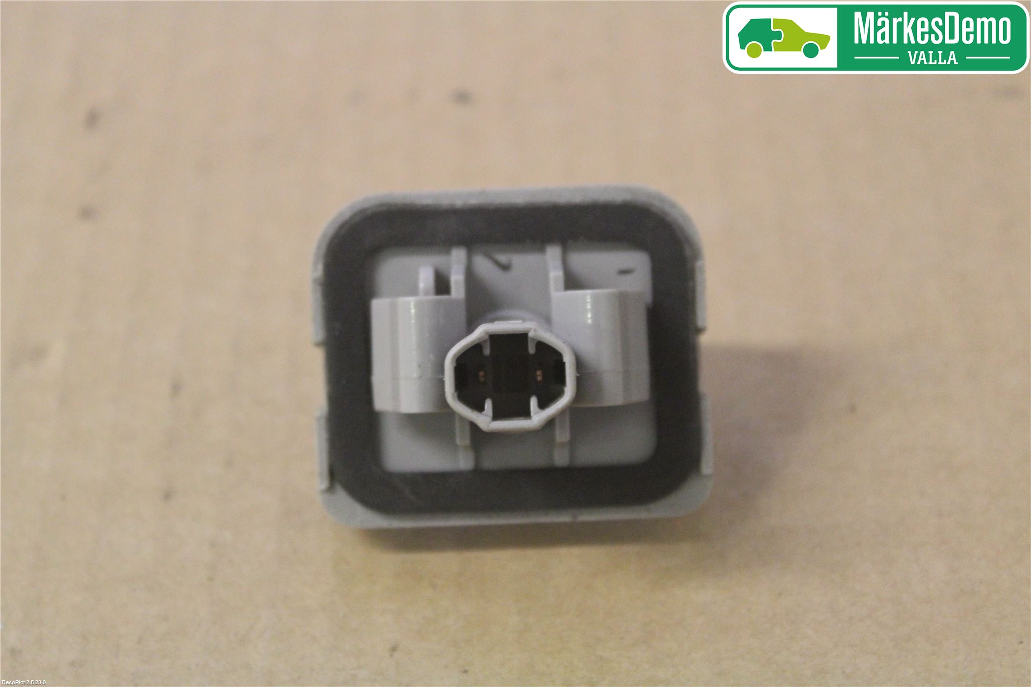 Mazda 5 10-18 Skilt Belysning