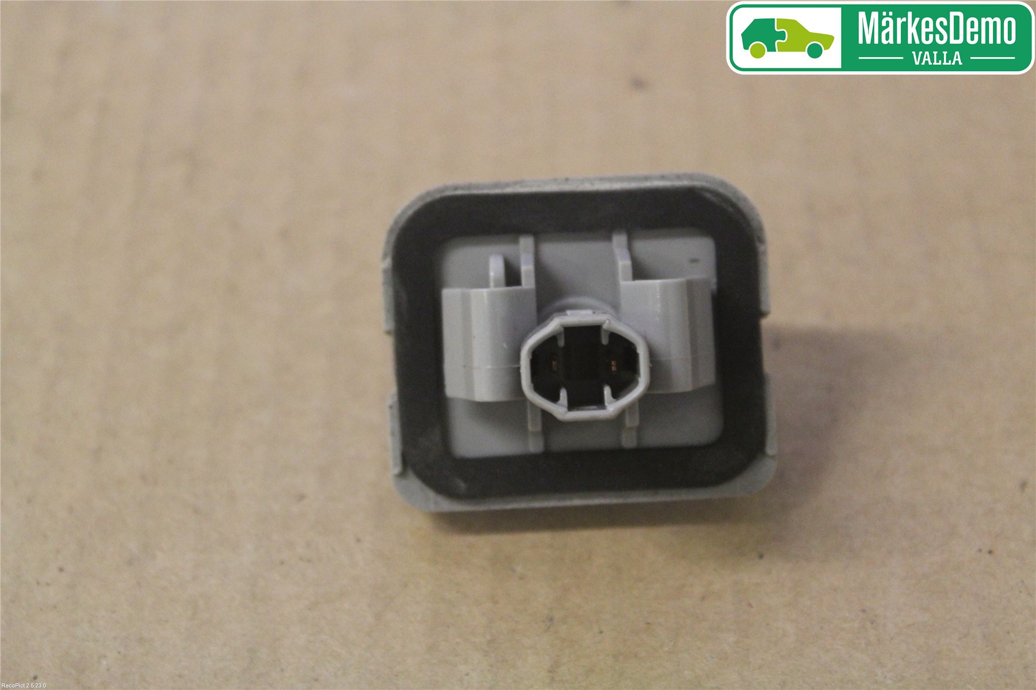Mazda 5 10-18 Skilt Belysning