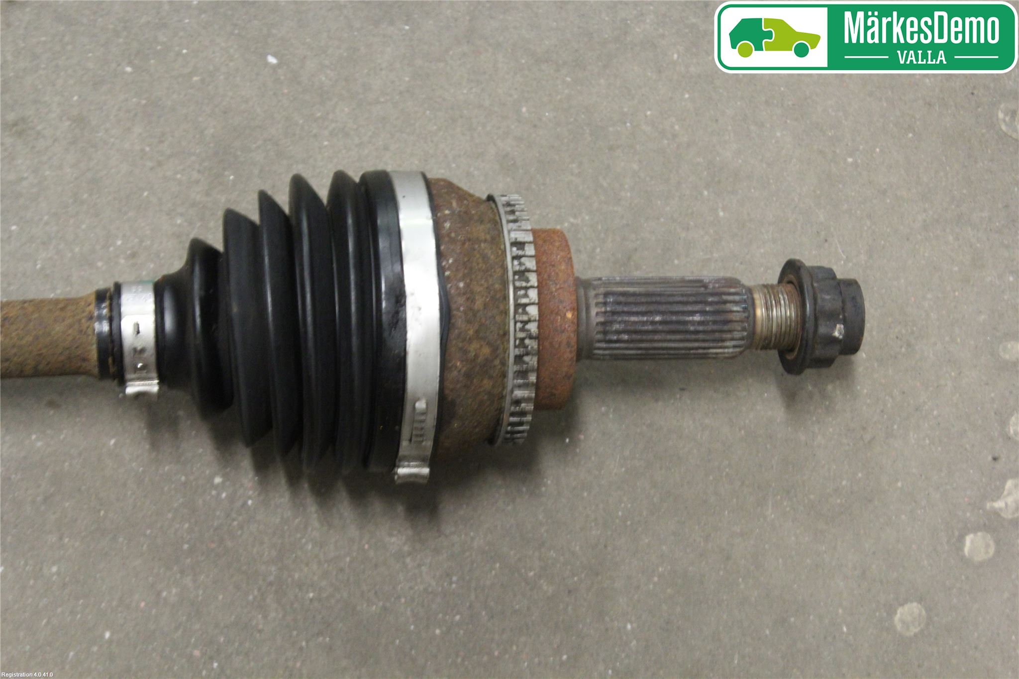 Toyota AVENSIS 07-08 Drivaksel Foran Kompl Venstre