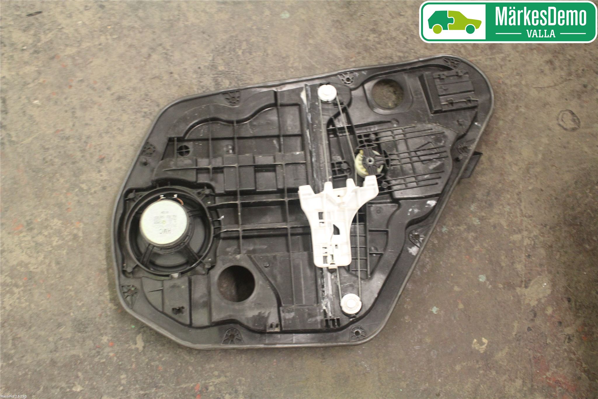 Hyundai i40 08-15 Vindusheis El Komp