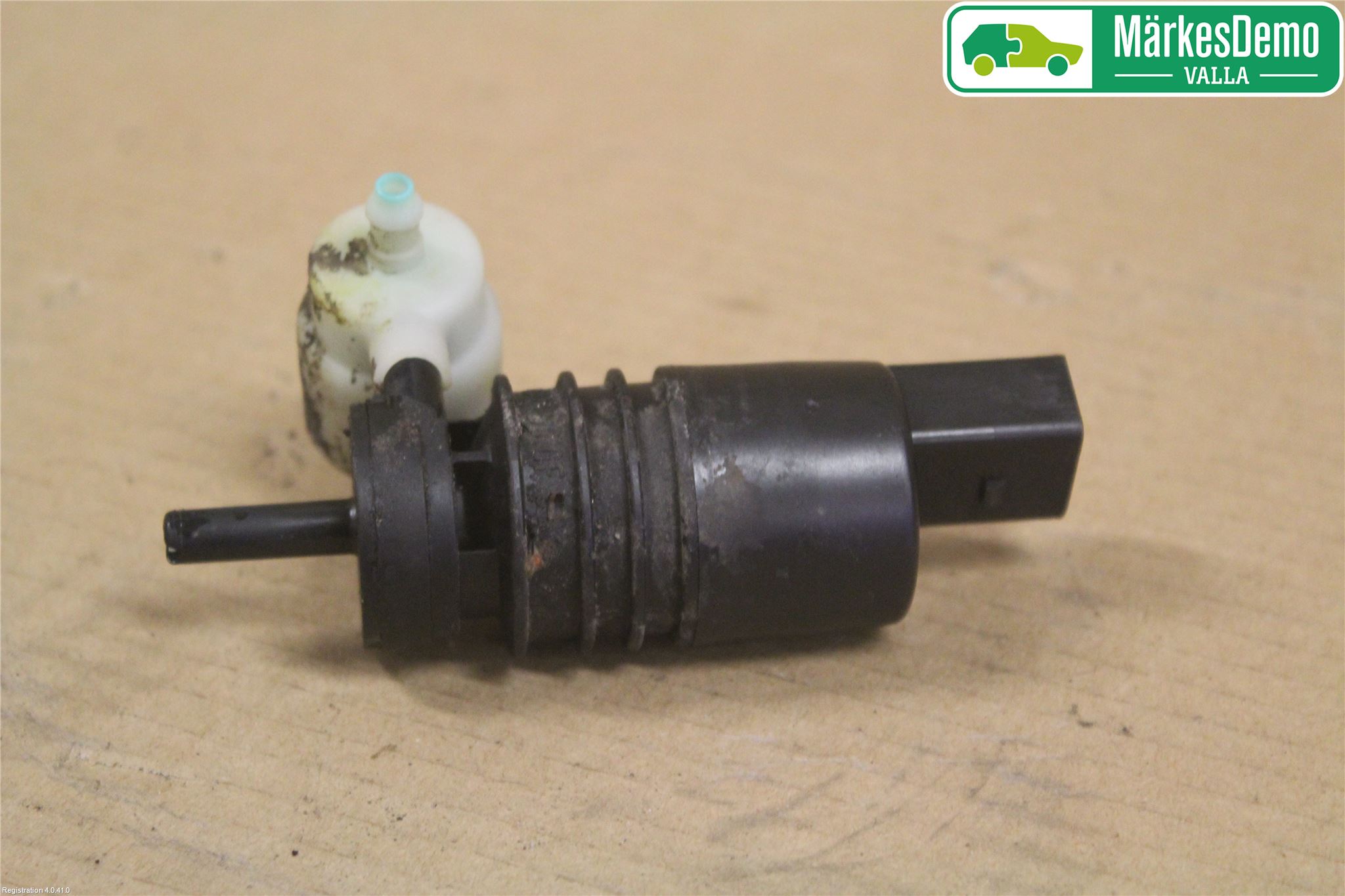 Volkswagen VW PASSAT 11-14 Spylerpumpe Frontrute