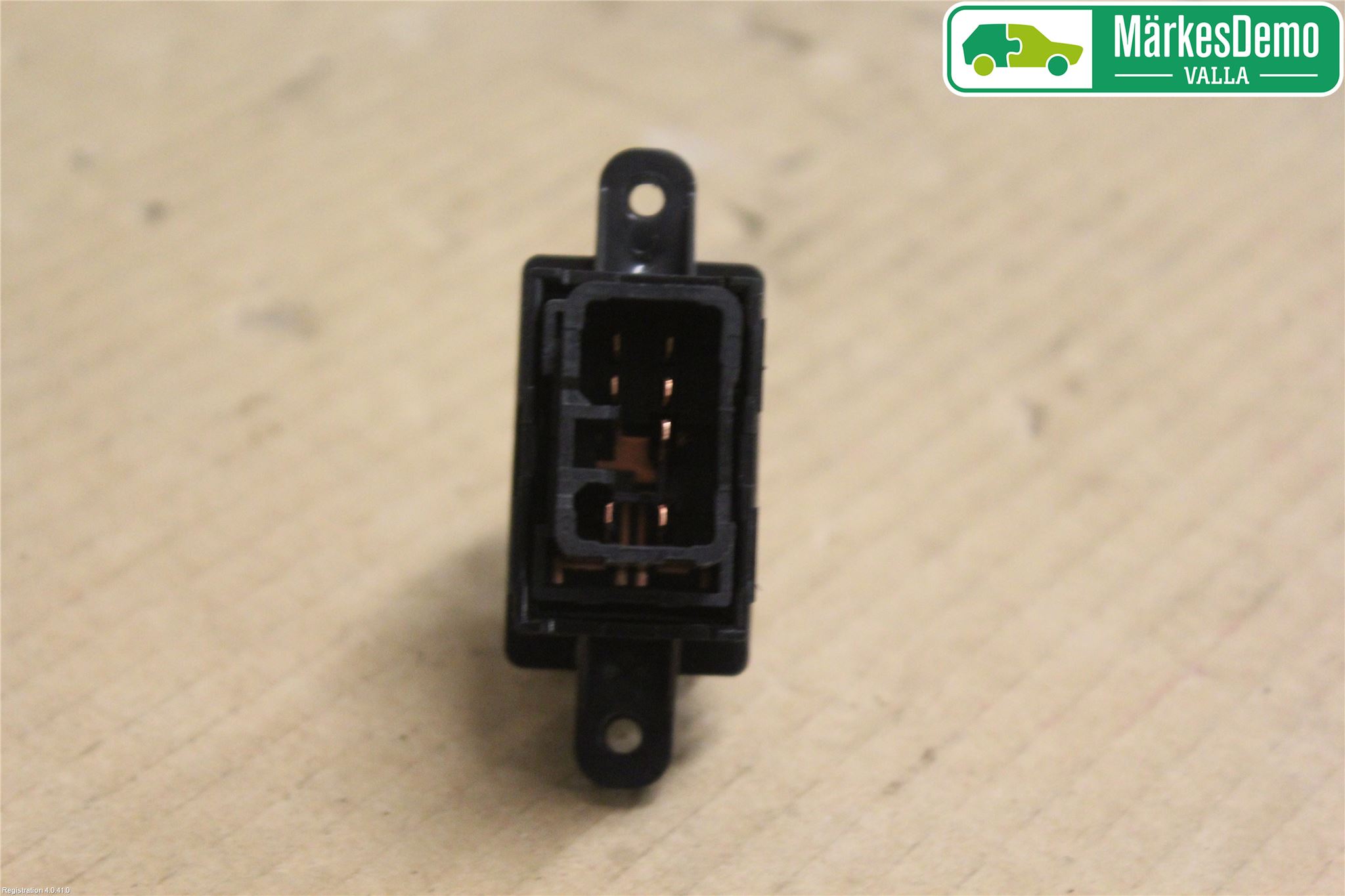 Kia PICANTO 12-17 Bryter Vindusheis