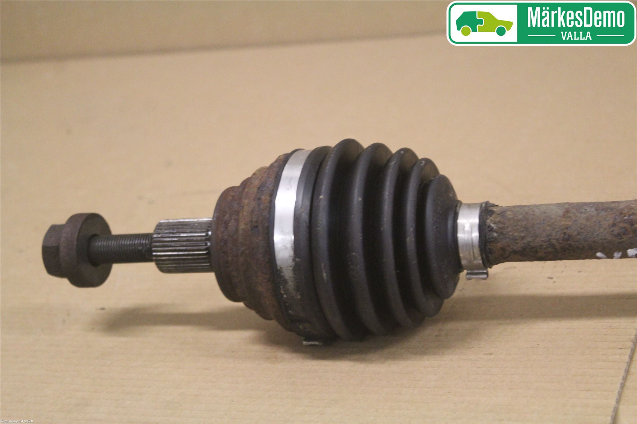 Volkswagen VW PASSAT 05-11 Drivaksel Bak Kompl Venstre
