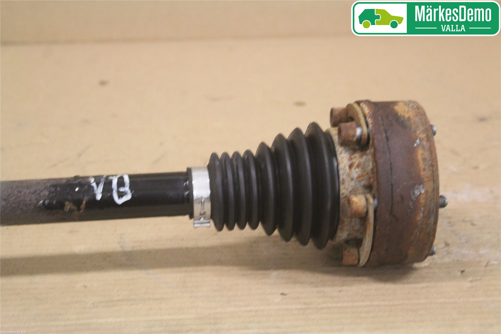 Volkswagen VW PASSAT 05-11 Drivaksel Bak Kompl Venstre