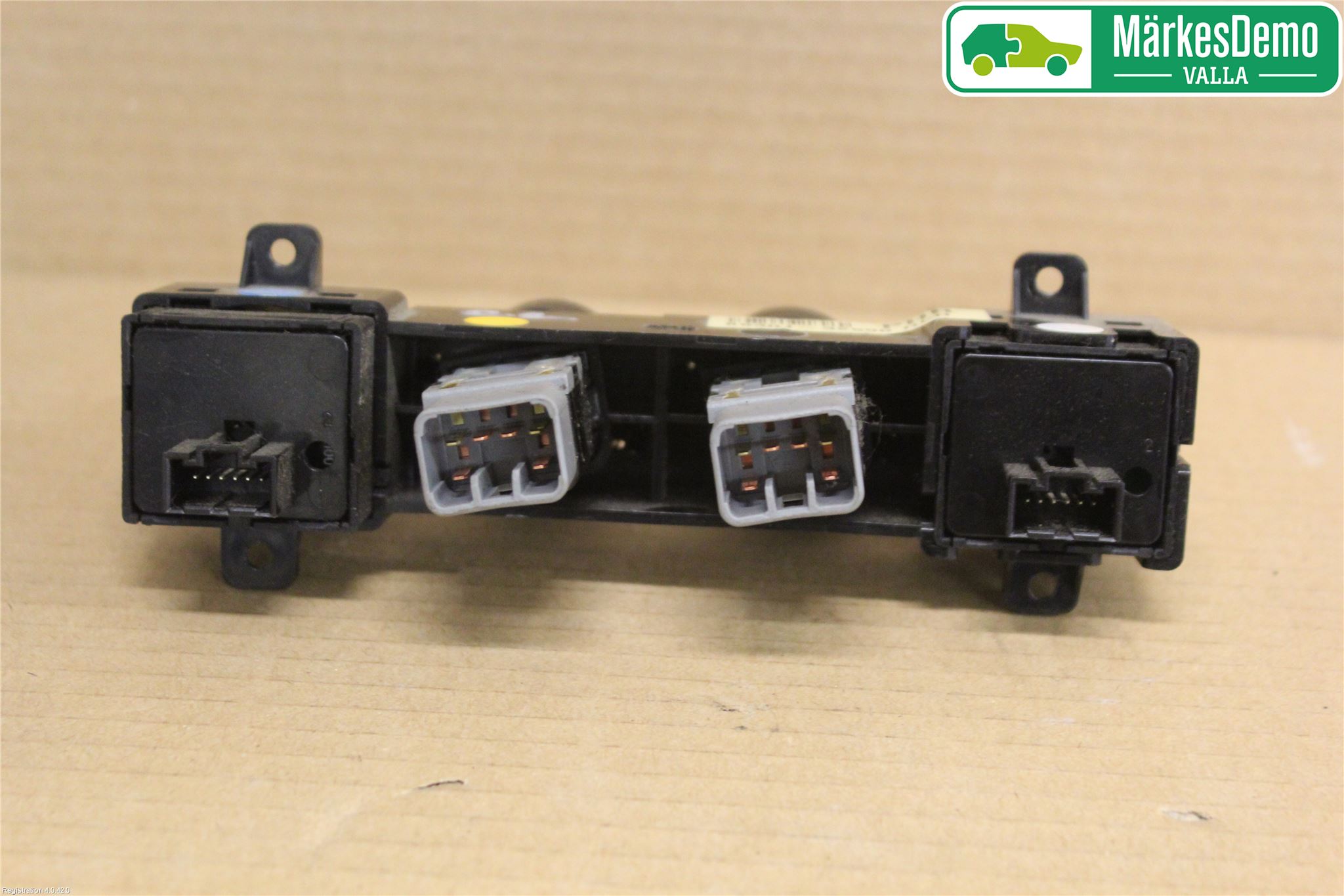 SsangYong SSANG YONG ACTYON/SPORT 06-17 Bryter Multifunksjon