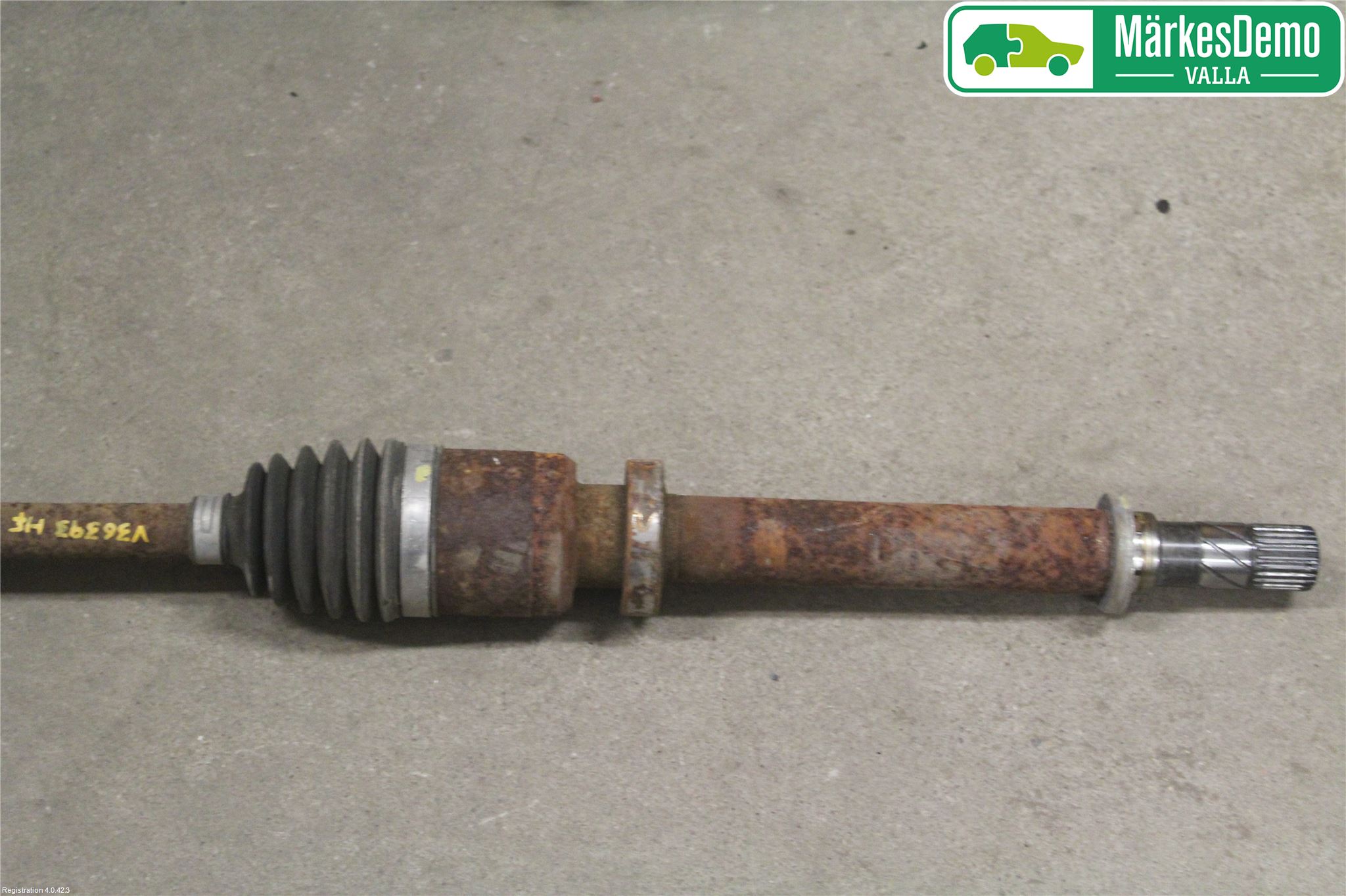 Renault CLIO III  09-12 Drivaksel Foran Kompl Høyre
