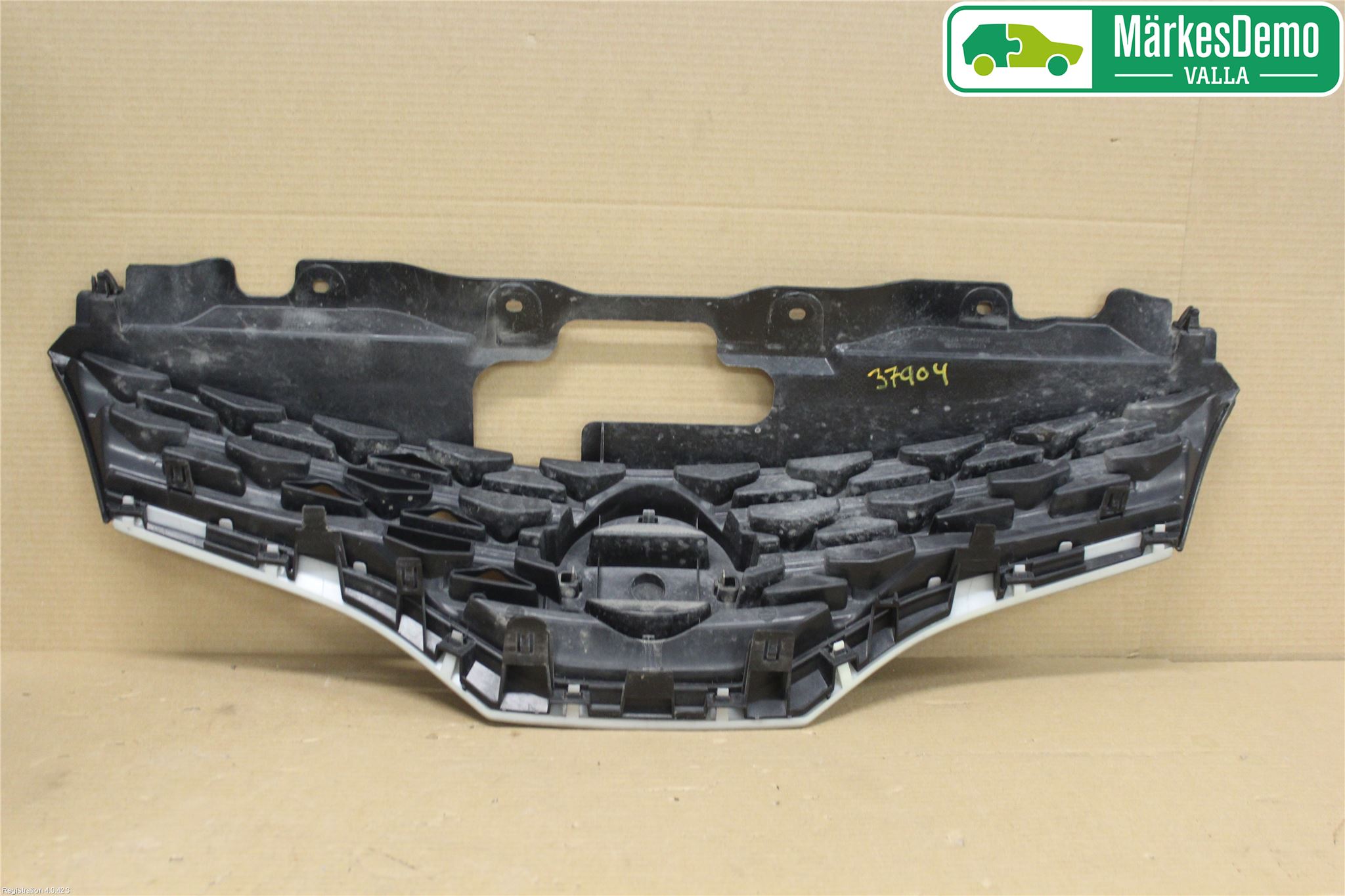 Nissan NV200/NV200 COMBI Grill Komplett