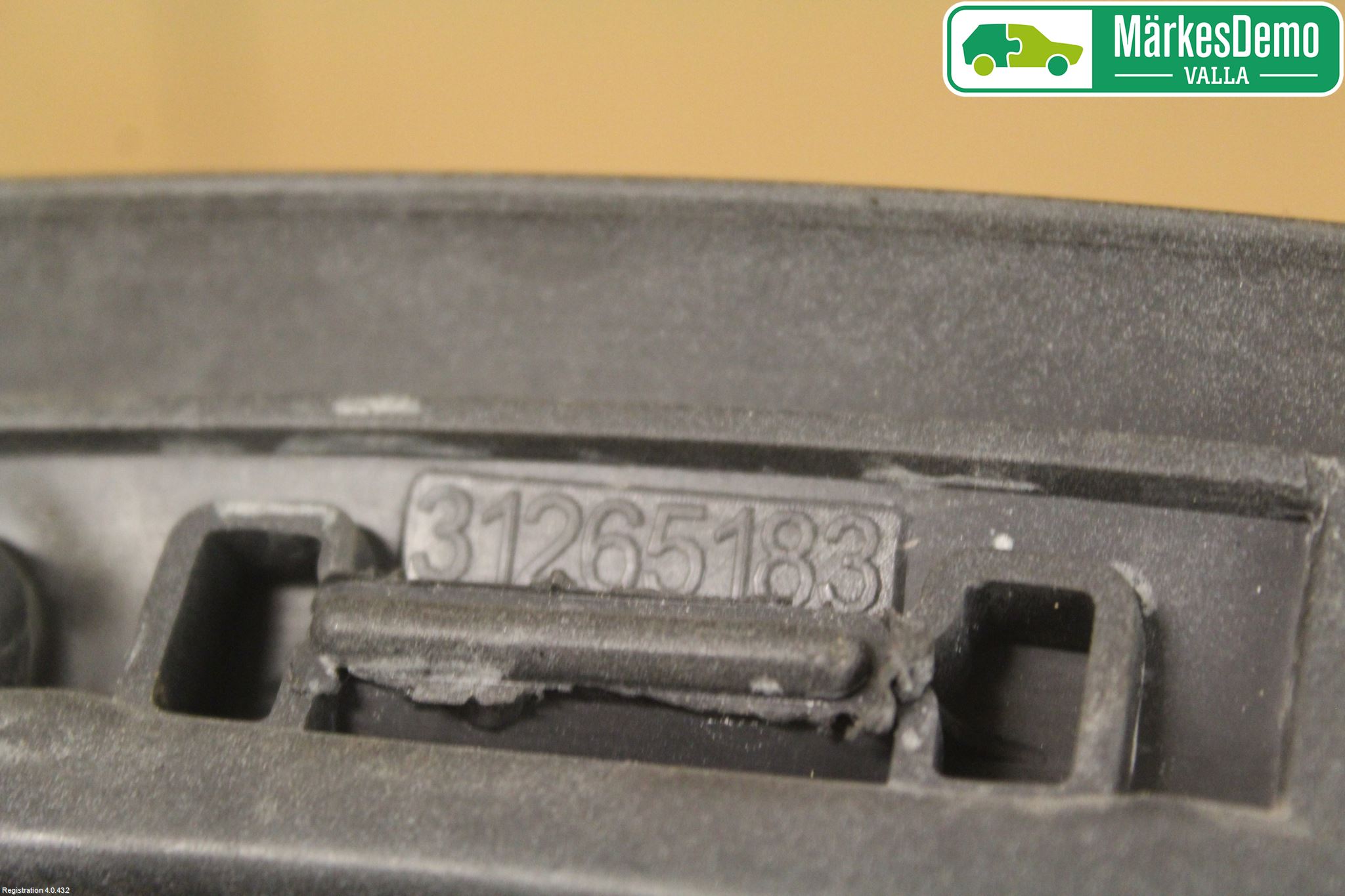 Volvo C30 07-10 Skjerm Bredder