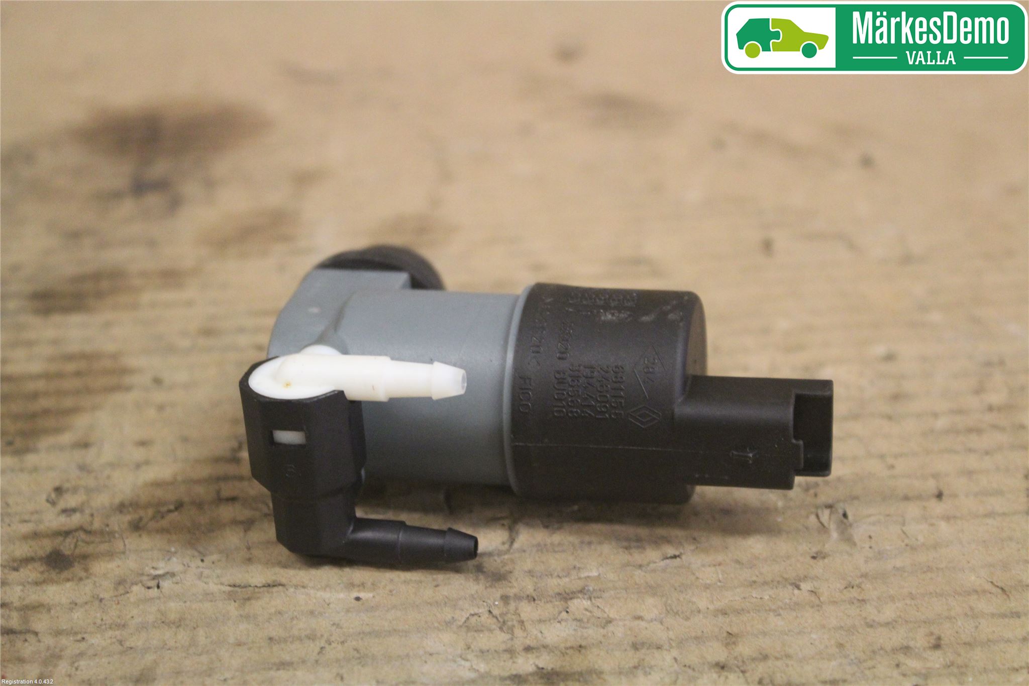 Nissan QASHQAI 10-14 Spylerpumpe Frontrute