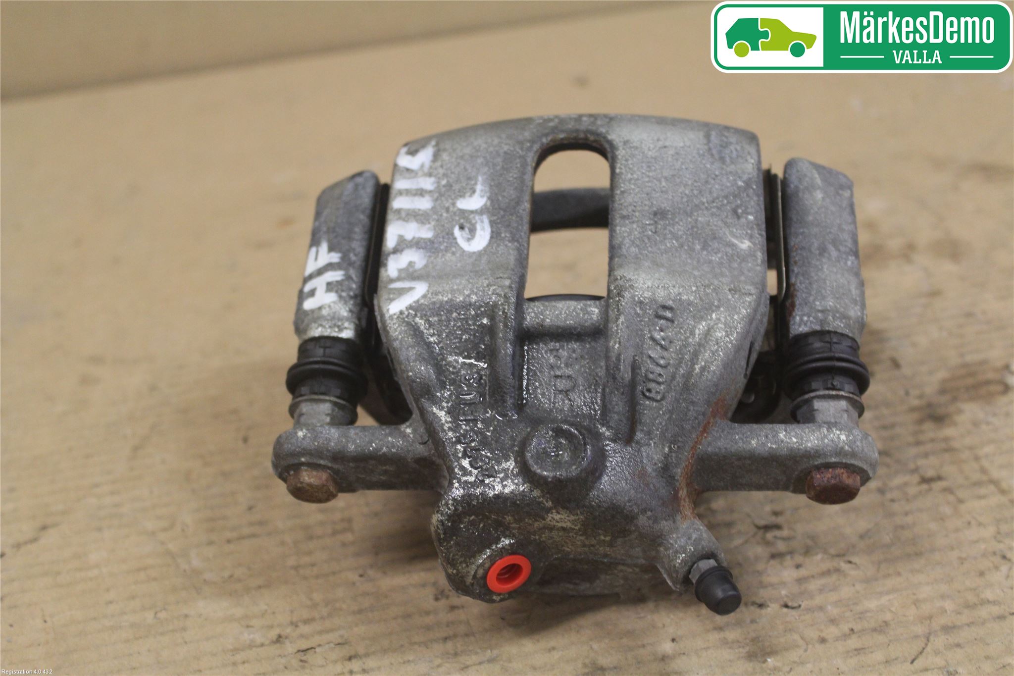 Renault CLIO IV 12-16 Bremsecaliper Foran Høyre