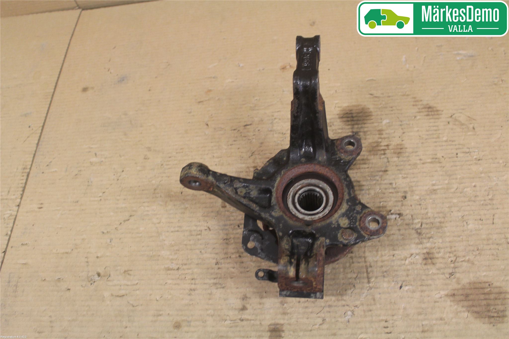 Renault CLIO IV 12-16 Spindel Vf
