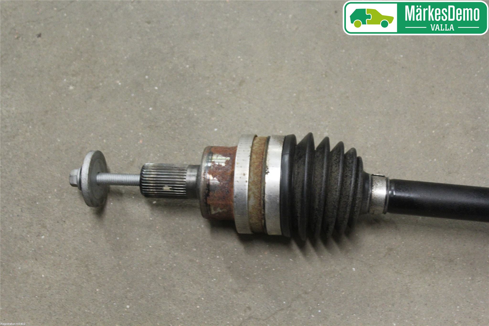 Volvo V60 14-18 Drivaksel Bak Kompl  V = H