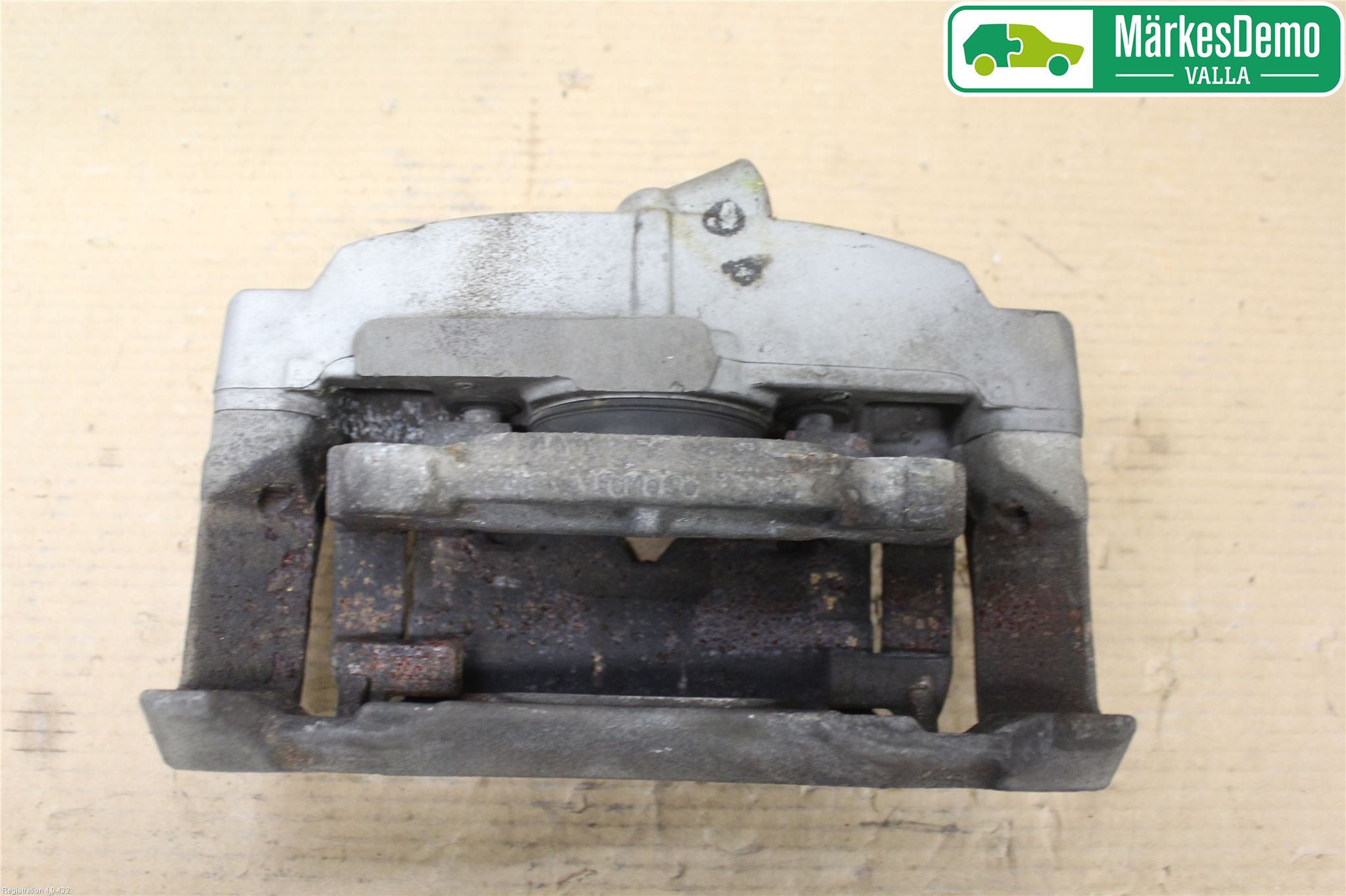 Volvo V60 14-18 Bremsecaliper Foran Høyre