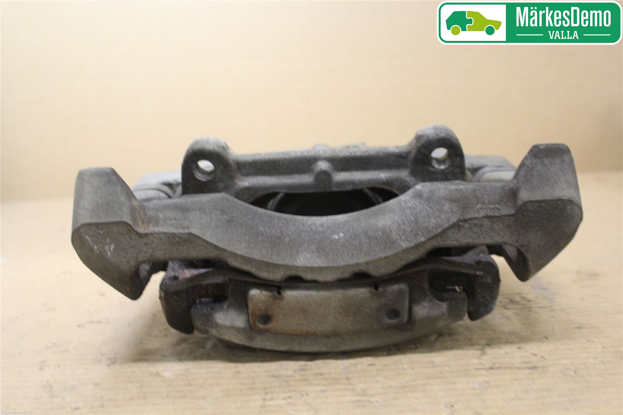 Volvo V60 14-18 Bremsecaliper Foran Høyre