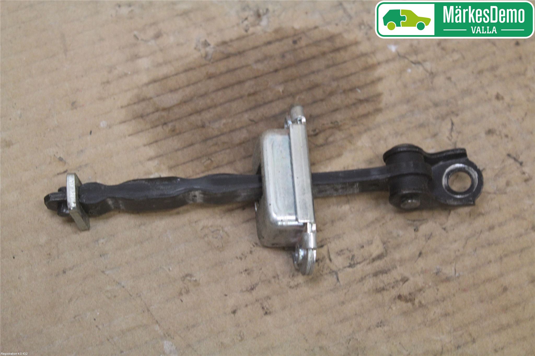 Nissan QASHQAI 10-14 Dørstopper