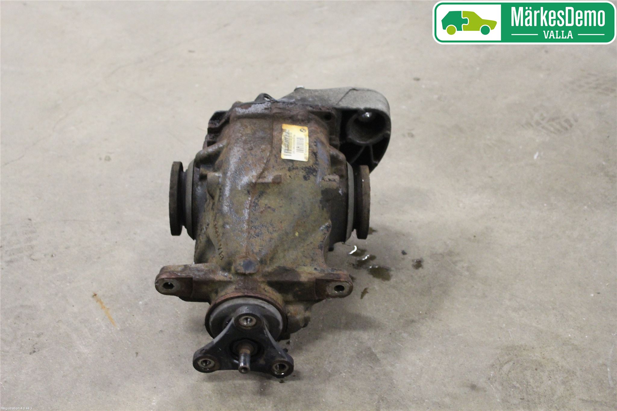 BMW 1 E87/81 5D/3D 03-11 Bakaksel Kardang Bak -Diff
