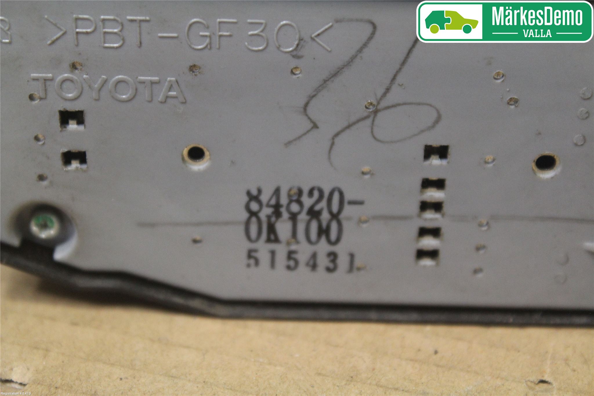 Toyota HILUX 05-16 Bryter Vindusheis