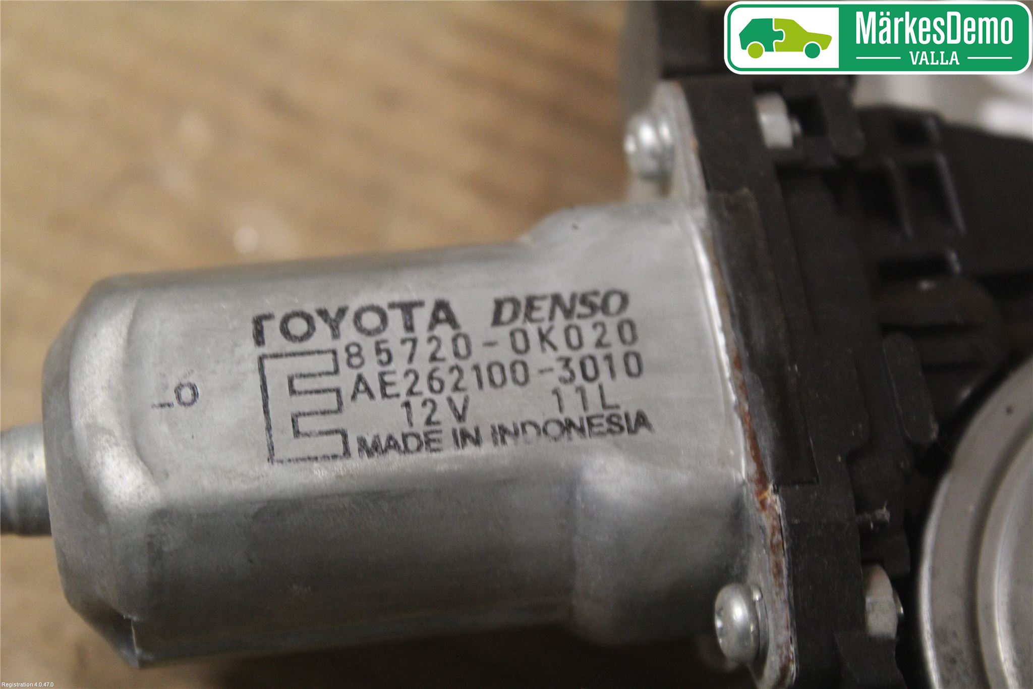 Toyota HILUX 05-16 Vindusheis El Komp