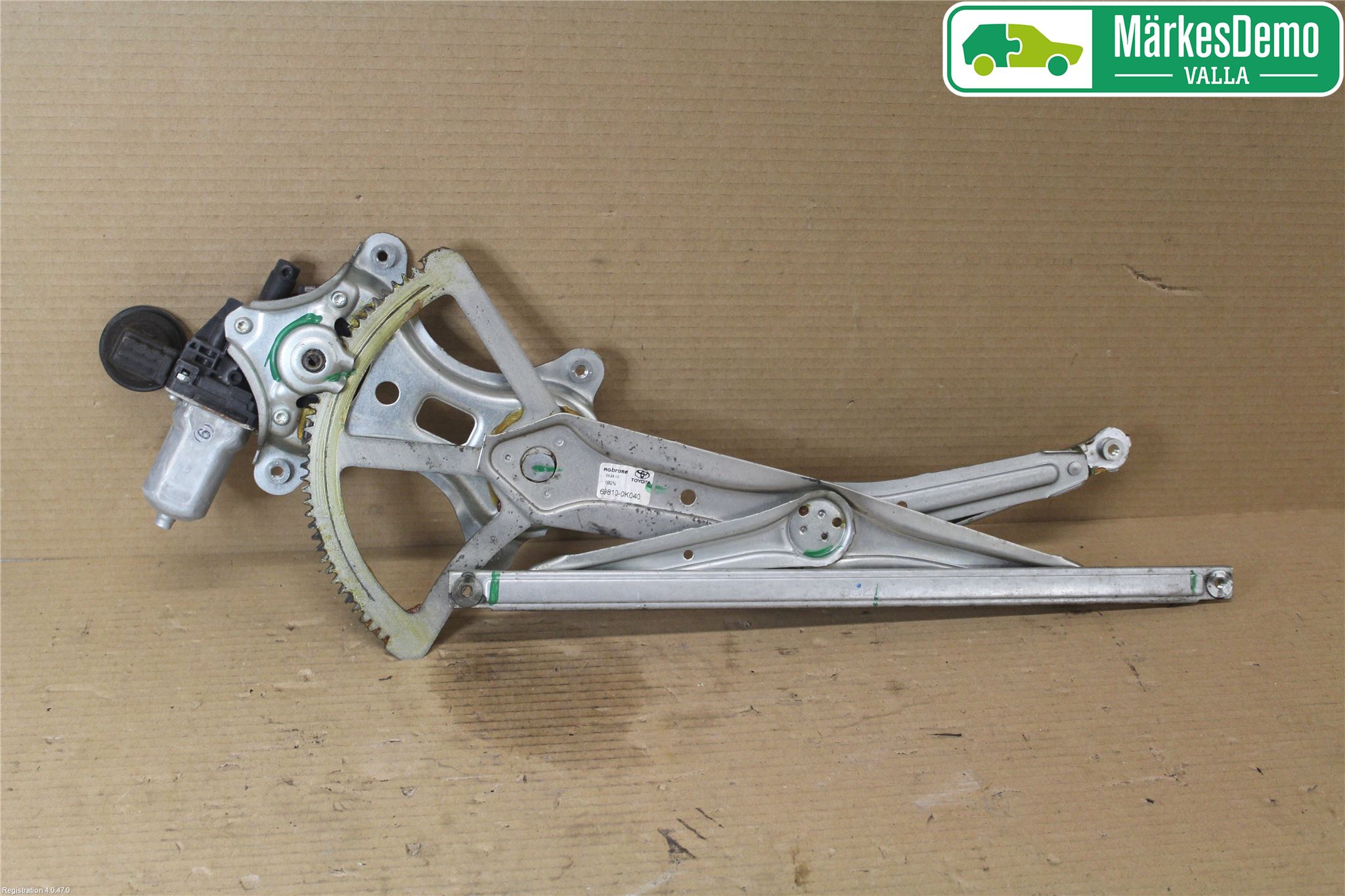Toyota HILUX 05-16 Vindusheis El Komp