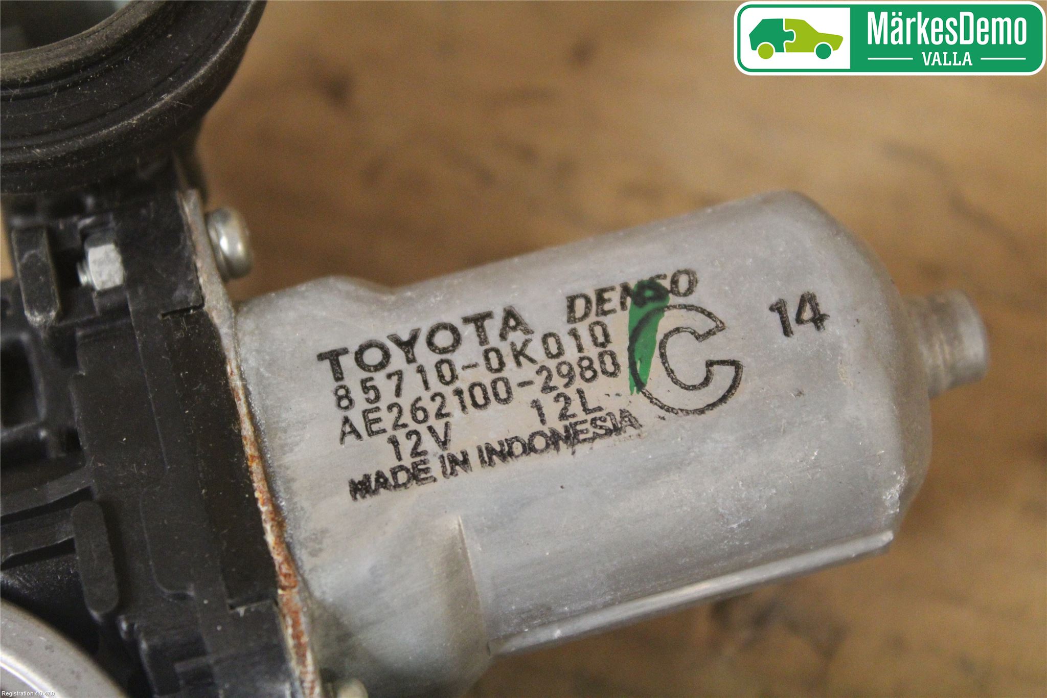 Toyota HILUX 05-16 Vindusheis El Komp