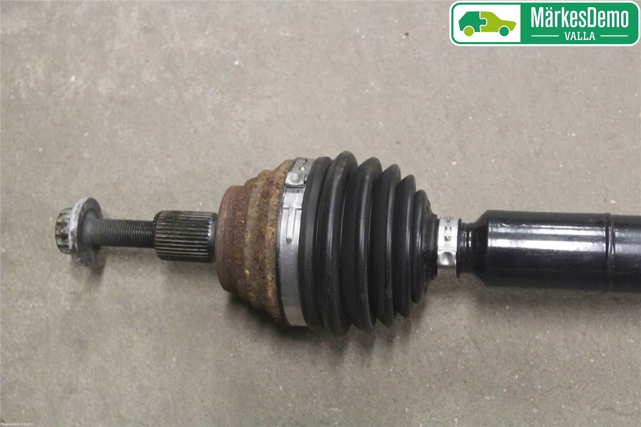 Volkswagen VW GOLF V 04-09 Drivaksel Foran Kompl Høyre