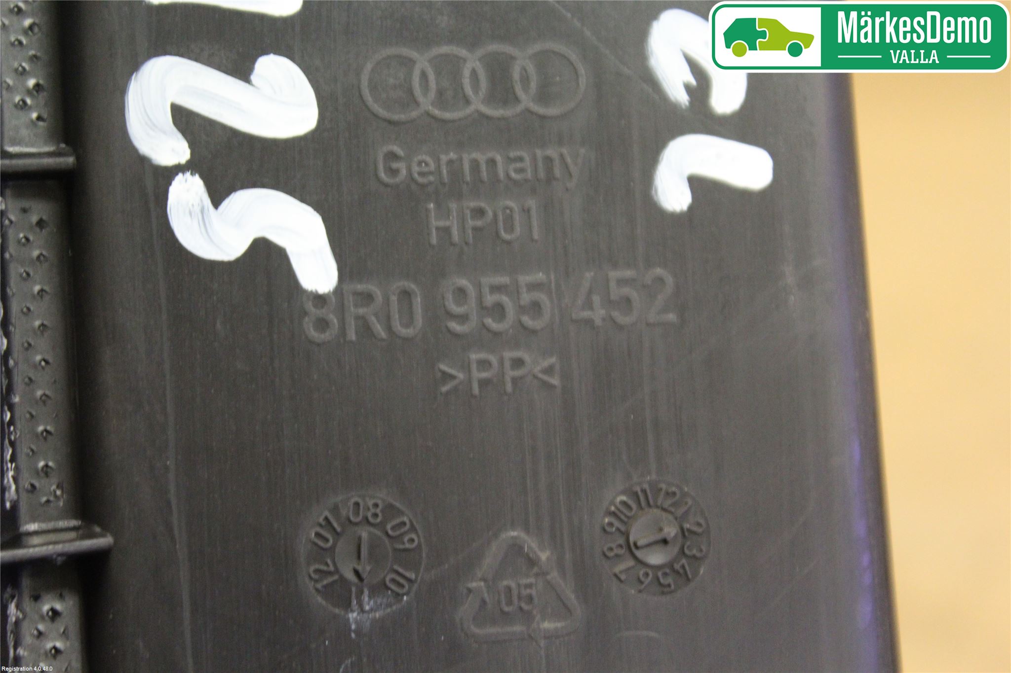 Audi Q5 09-16 Spylerbeholder Frontrute