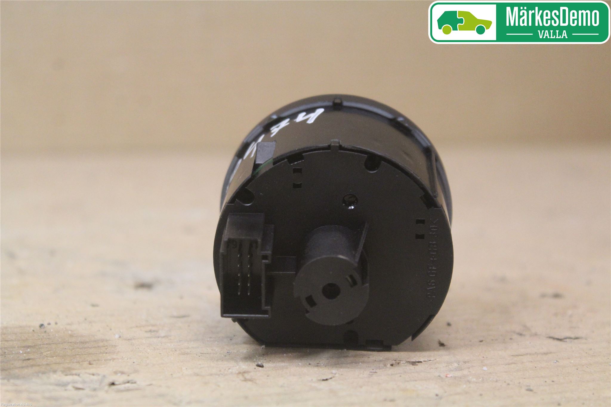 Volkswagen VW PASSAT 11-14 Bryter Hovedlys