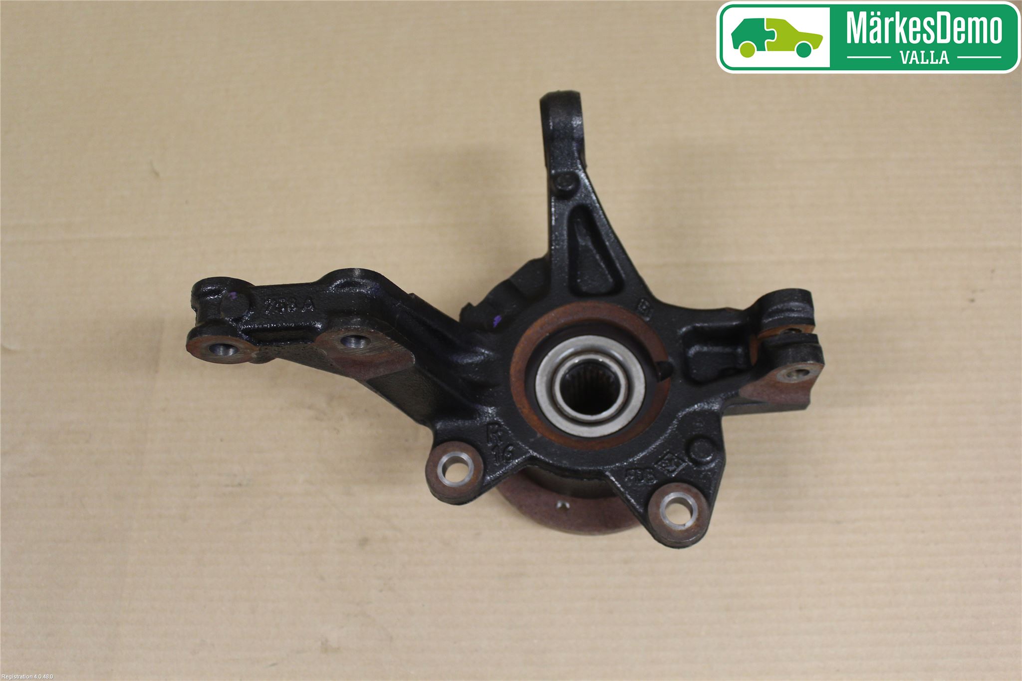 Renault CLIO IV 12-16 Spindel Hf