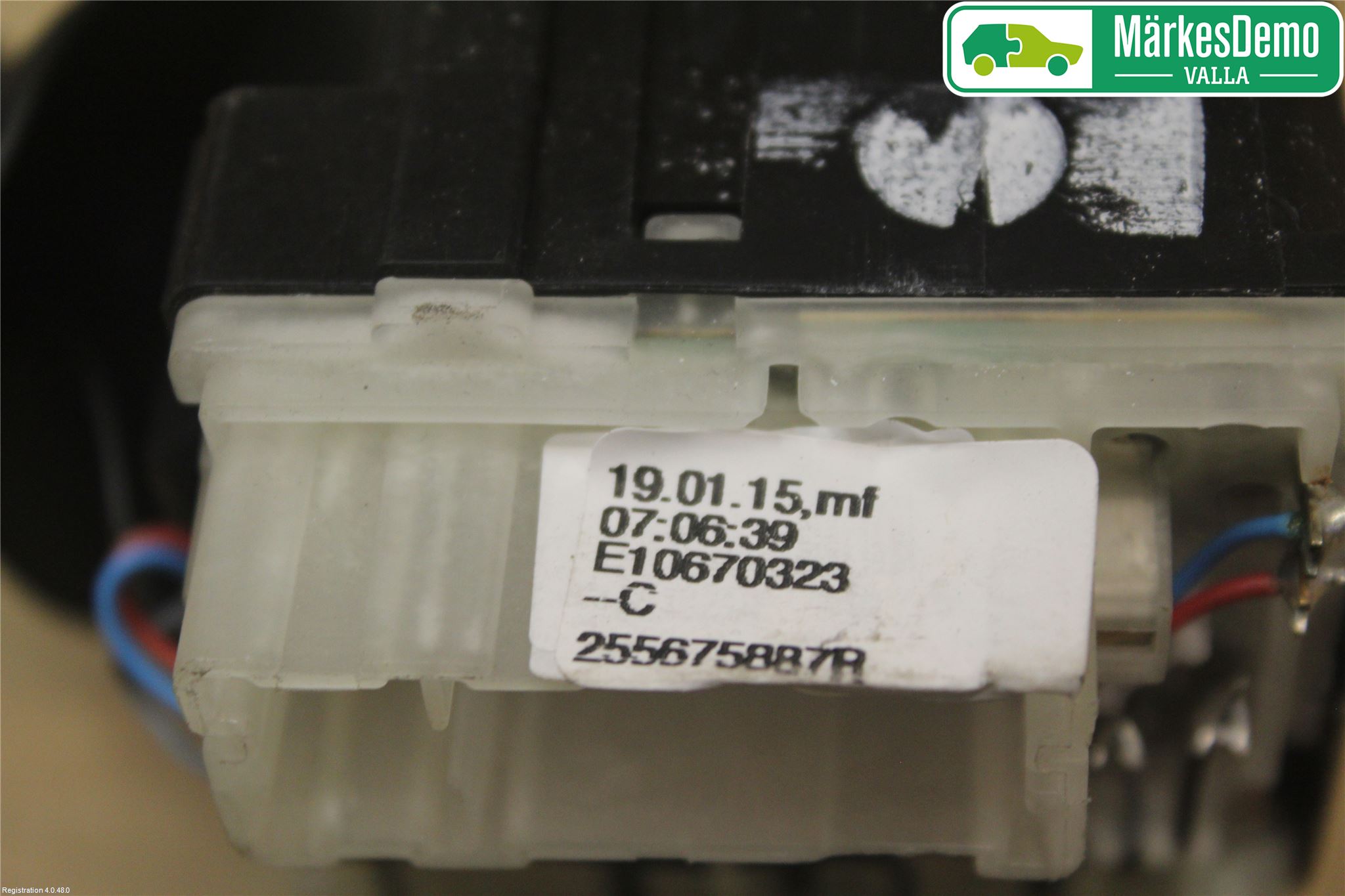 Renault CLIO IV 12-16 Bryter Ratt Visker - Spyler