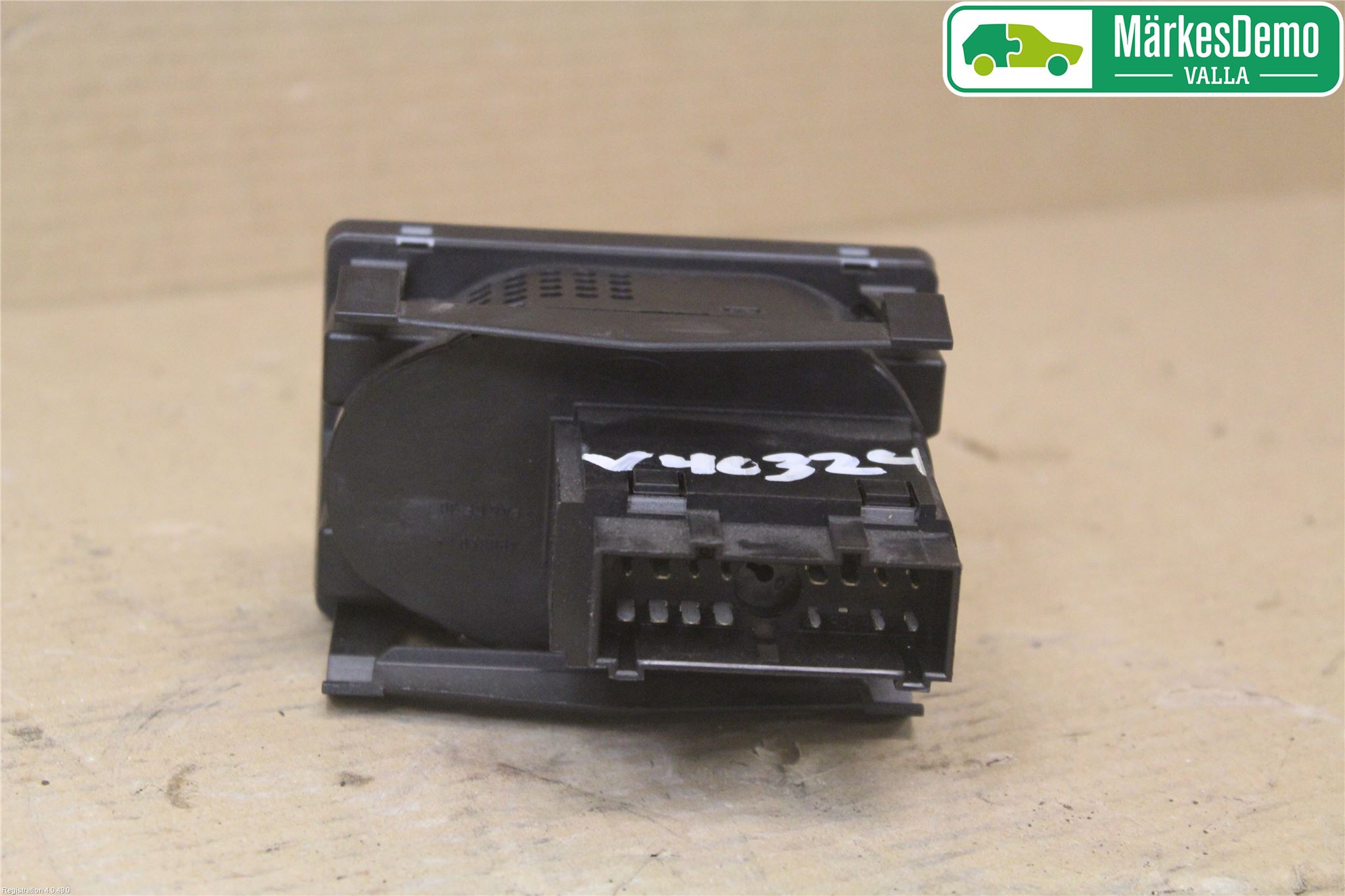 Ford FOCUS     04-07 Bryter Hovedlys
